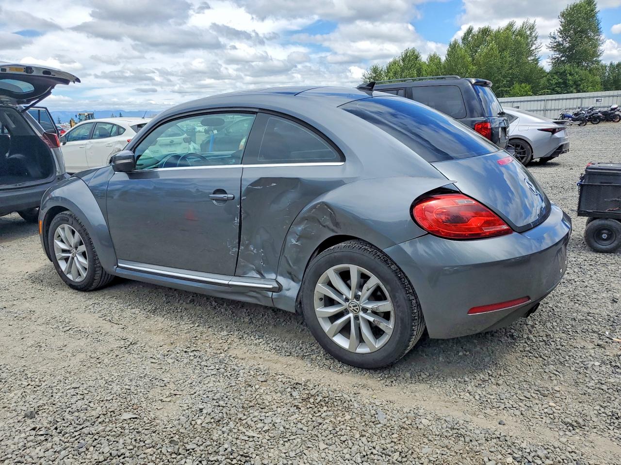 2013 Volkswagen Beetle Gray vin: 3VWJL7AT5DM642131