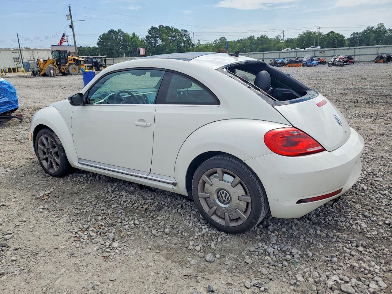 2014 Volkswagen Beetle White vin: 3VWJL7AT9EM653313