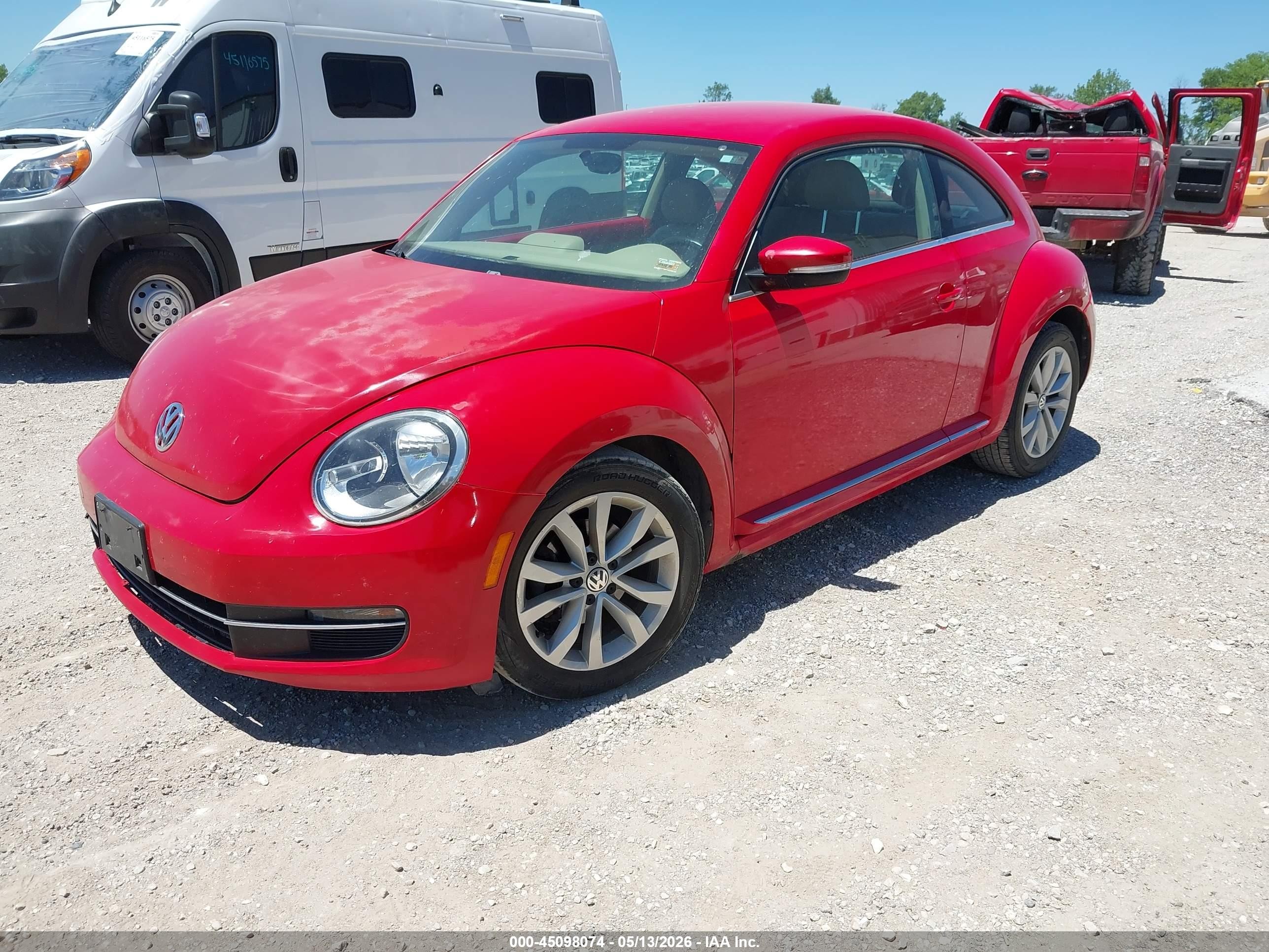 2013 Volkswagen Beetle 2.0l Tdi Red vin: 3VWJL7ATXDM670054