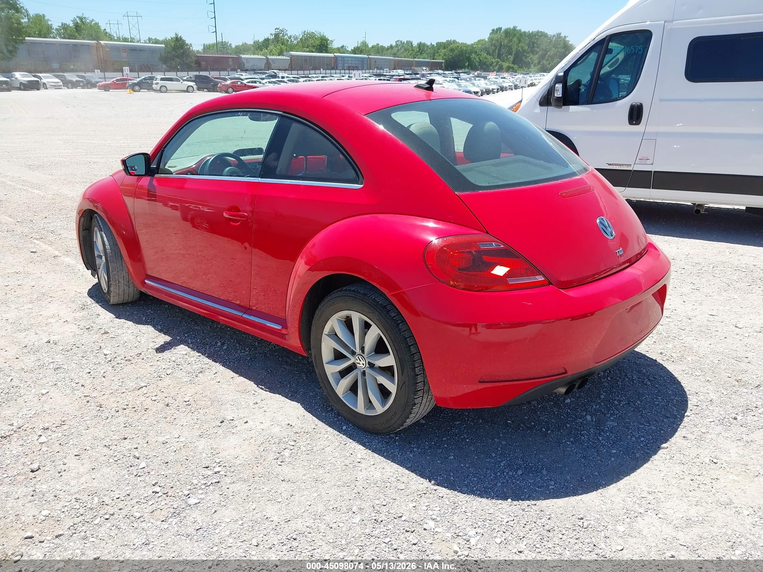 2013 Volkswagen Beetle 2.0l Tdi Red vin: 3VWJL7ATXDM670054