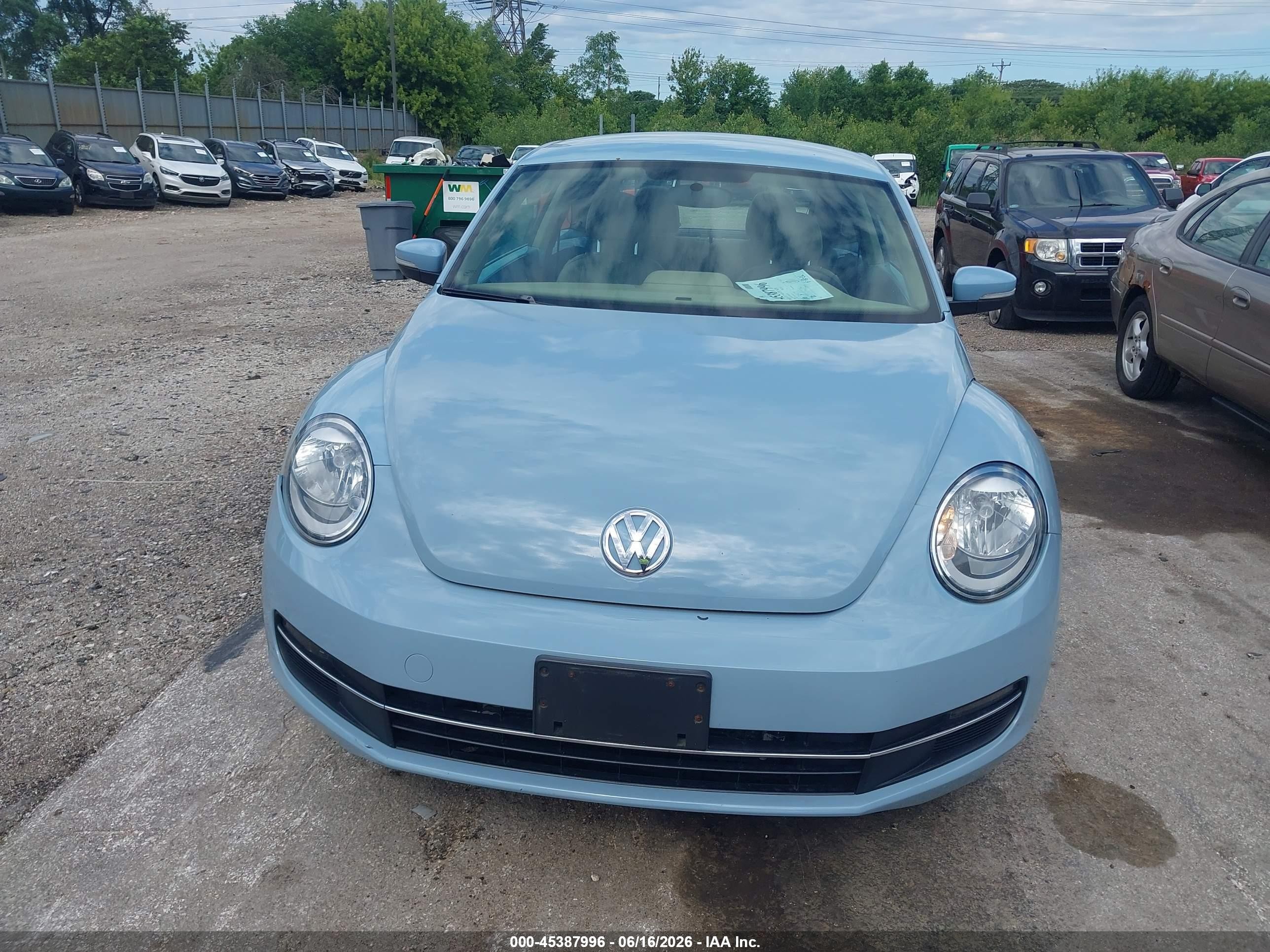2014 Volkswagen Beetle 2.0l Tdi Light Blue vin: 3VWJL7ATXEM645317