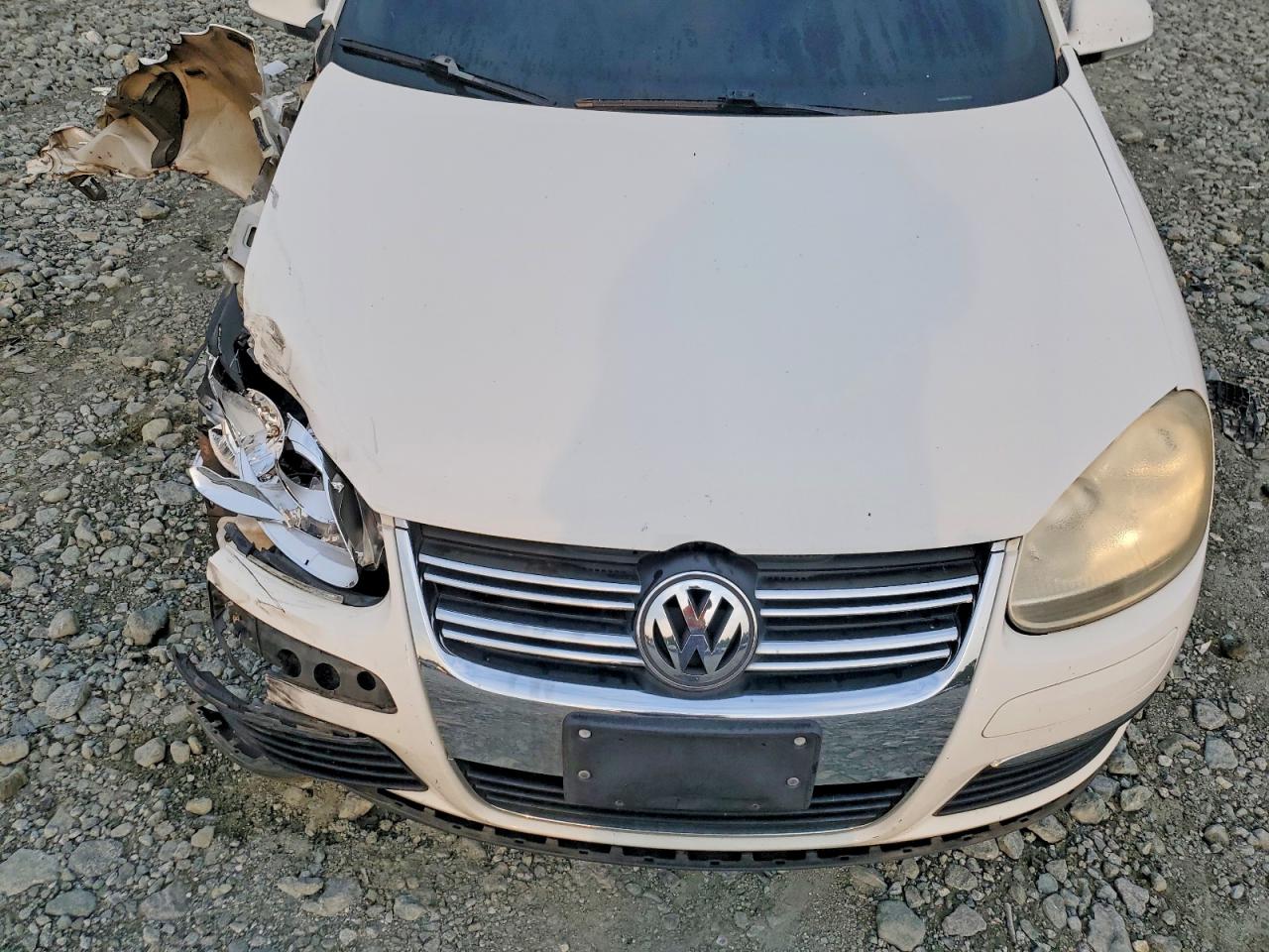 2009 Volkswagen Jetta S White vin: 3VWJM71K29M077574