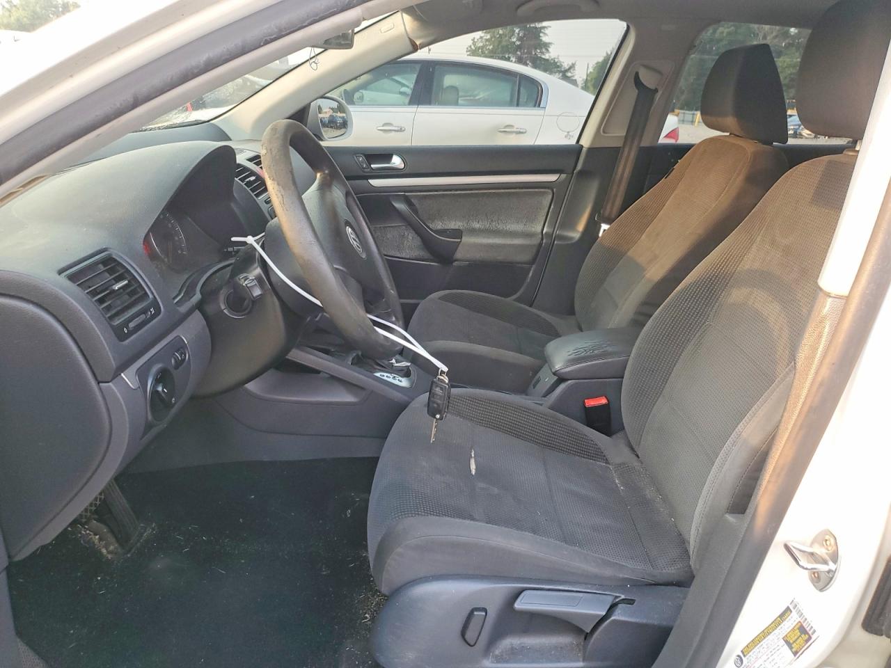 2009 Volkswagen Jetta S White vin: 3VWJM71K29M077574