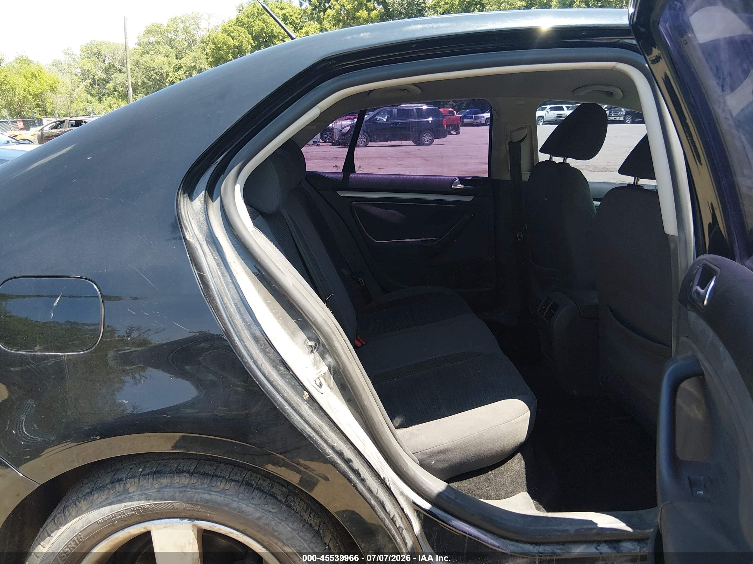 2009 Volkswagen Jetta S Black vin: 3VWJM71K39M069810