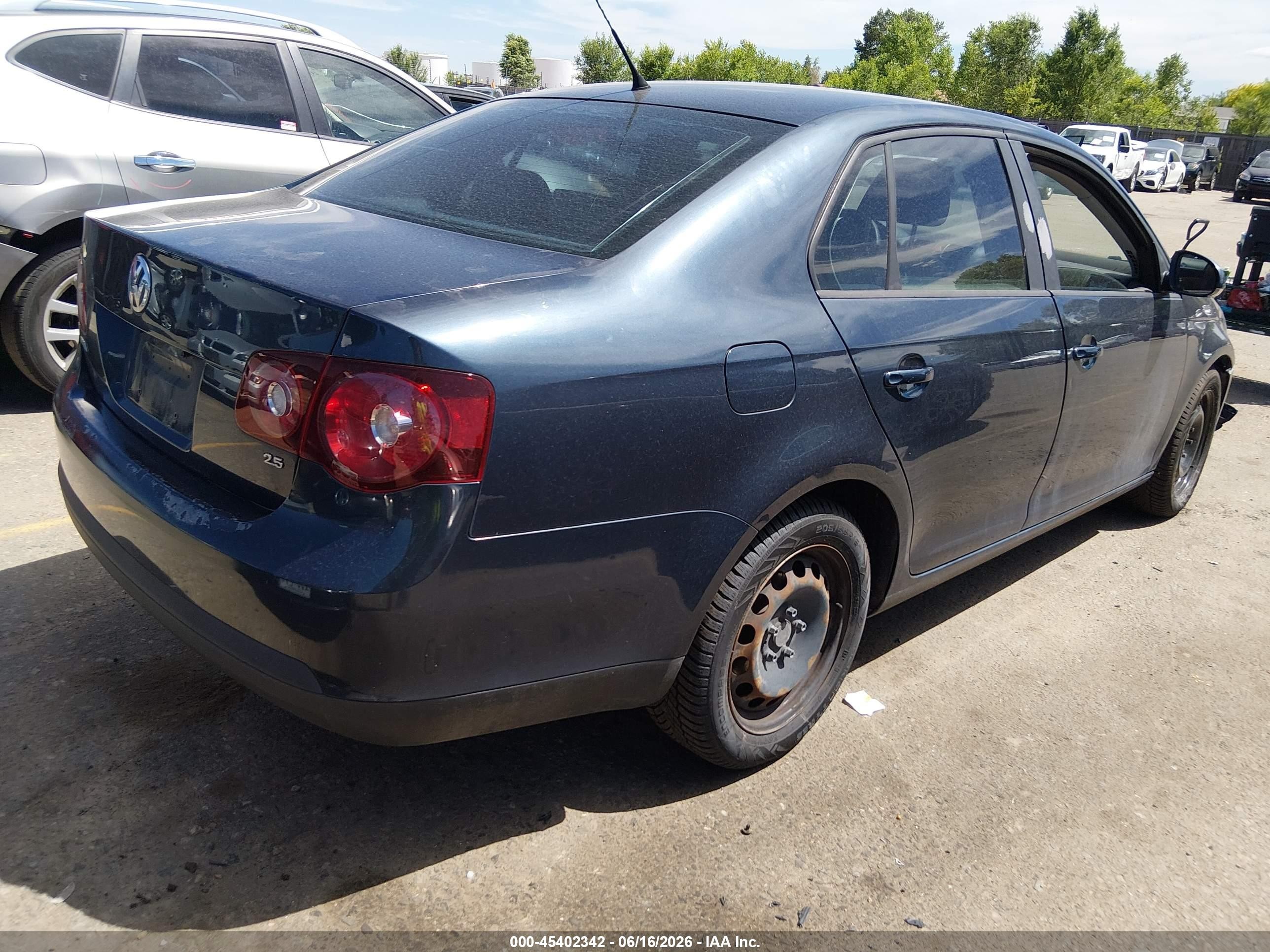 2008 Volkswagen Jetta S Серый vin: 3VWJM71K58M031803