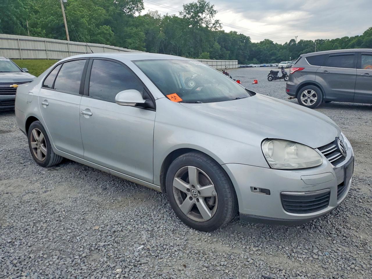 2008 Volkswagen Jetta S Silver vin: 3VWJM71K58M131738