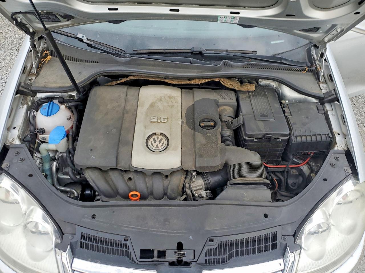2008 Volkswagen Jetta S Silver vin: 3VWJM71K58M131738
