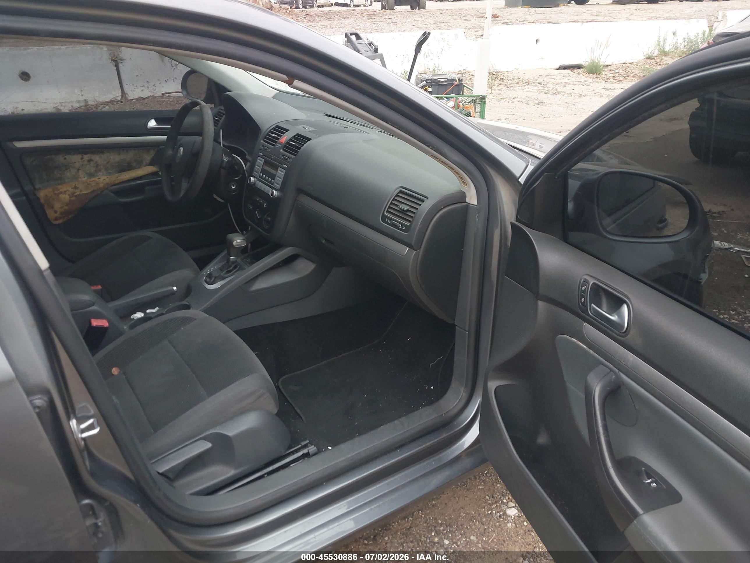 2009 Volkswagen Jetta S Gray vin: 3VWJM71K59M005946