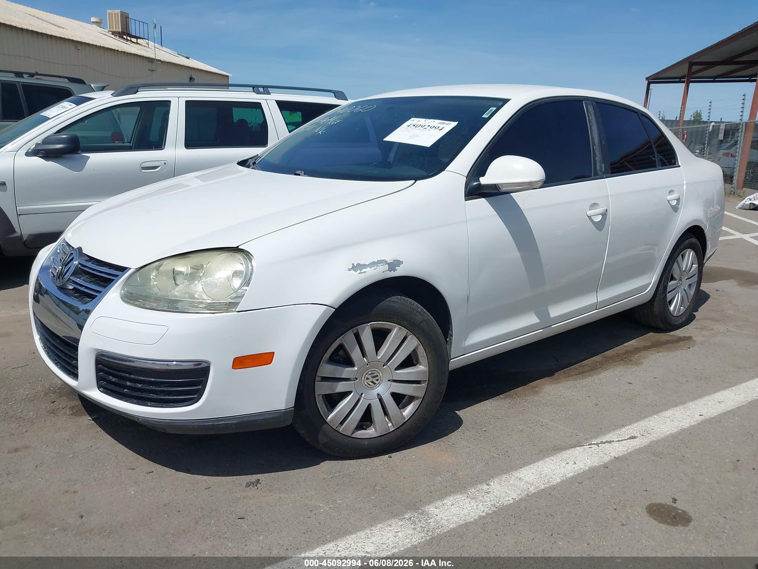 2009 Volkswagen Jetta S White vin: 3VWJM71K69M040060