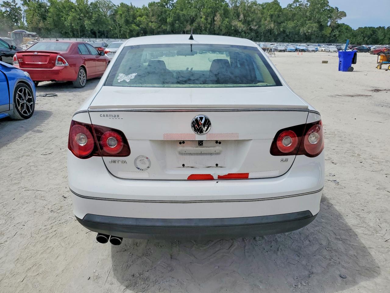 2009 Volkswagen Jetta S White vin: 3VWJM71K89M057460