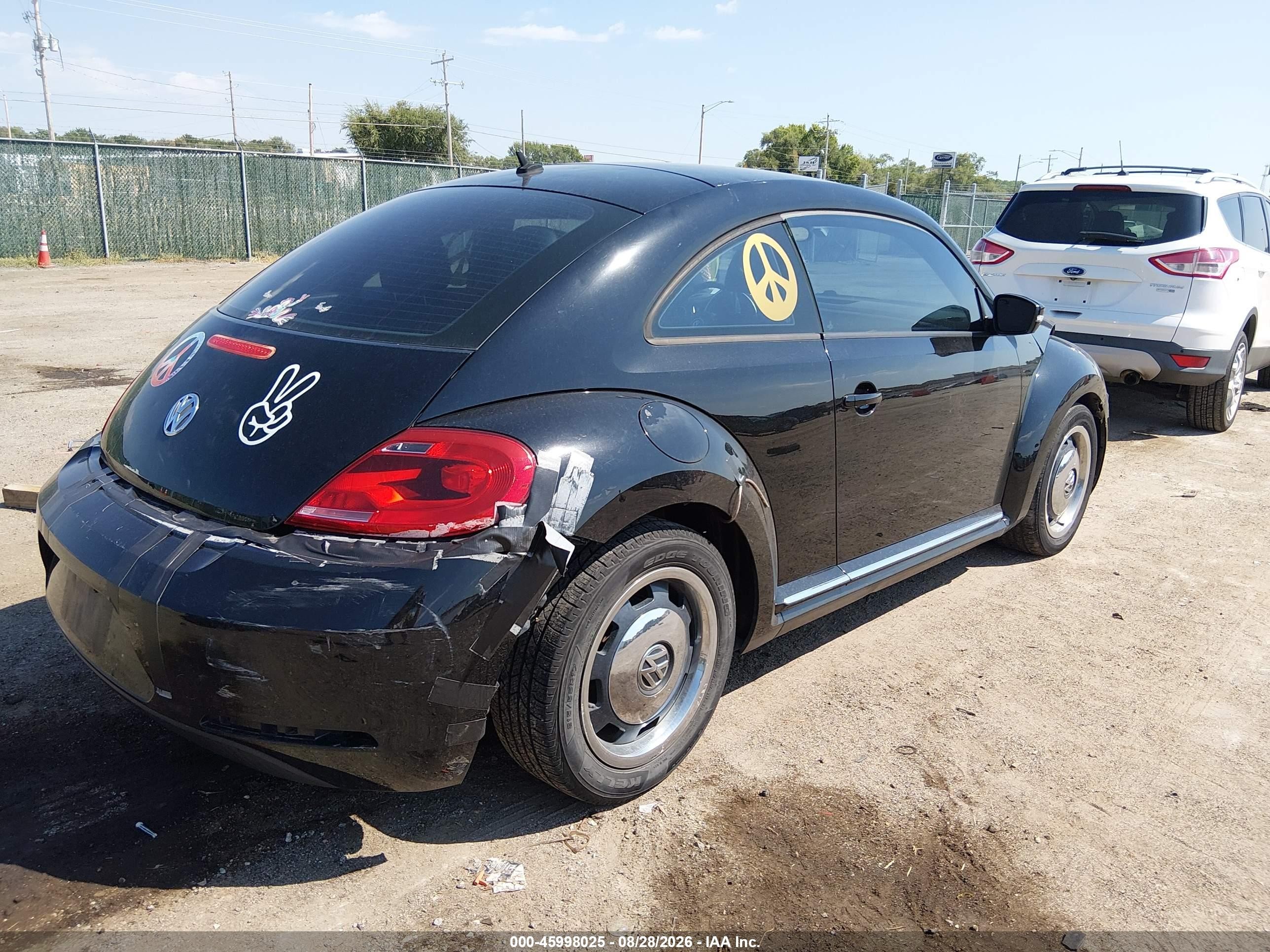 2012 Volkswagen Beetle 2.5l Черный vin: 3VWJP7AT0CM618998