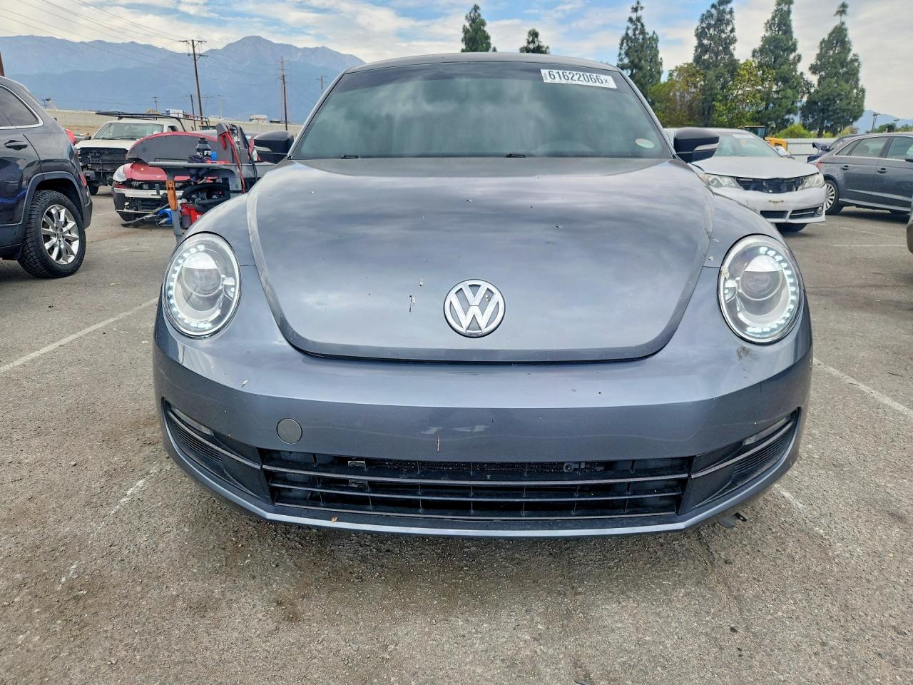 2012 Volkswagen Beetle Gray vin: 3VWJP7AT0CM629676