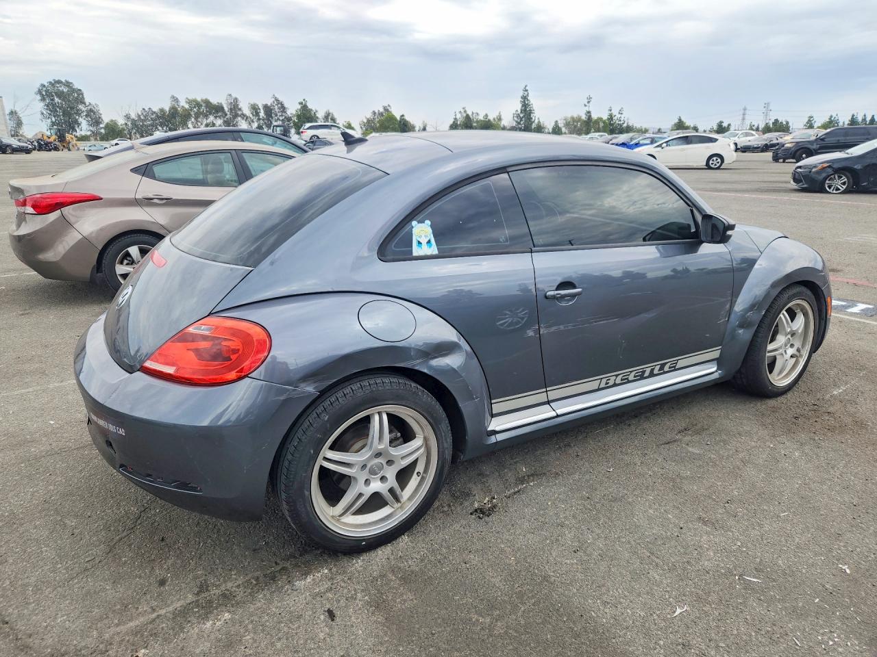 2012 Volkswagen Beetle Gray vin: 3VWJP7AT0CM629676