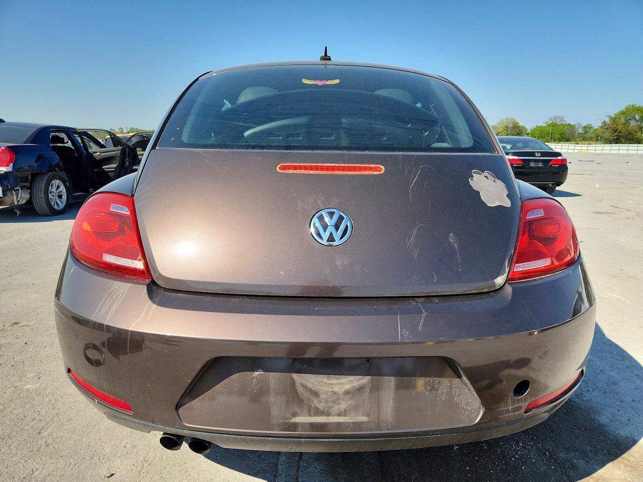 2013 Volkswagen Beetle Brown vin: 3VWJP7AT0DM631266