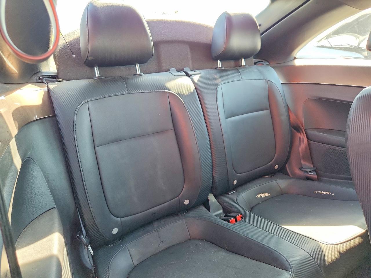 2013 Volkswagen Beetle Brown vin: 3VWJP7AT0DM631266