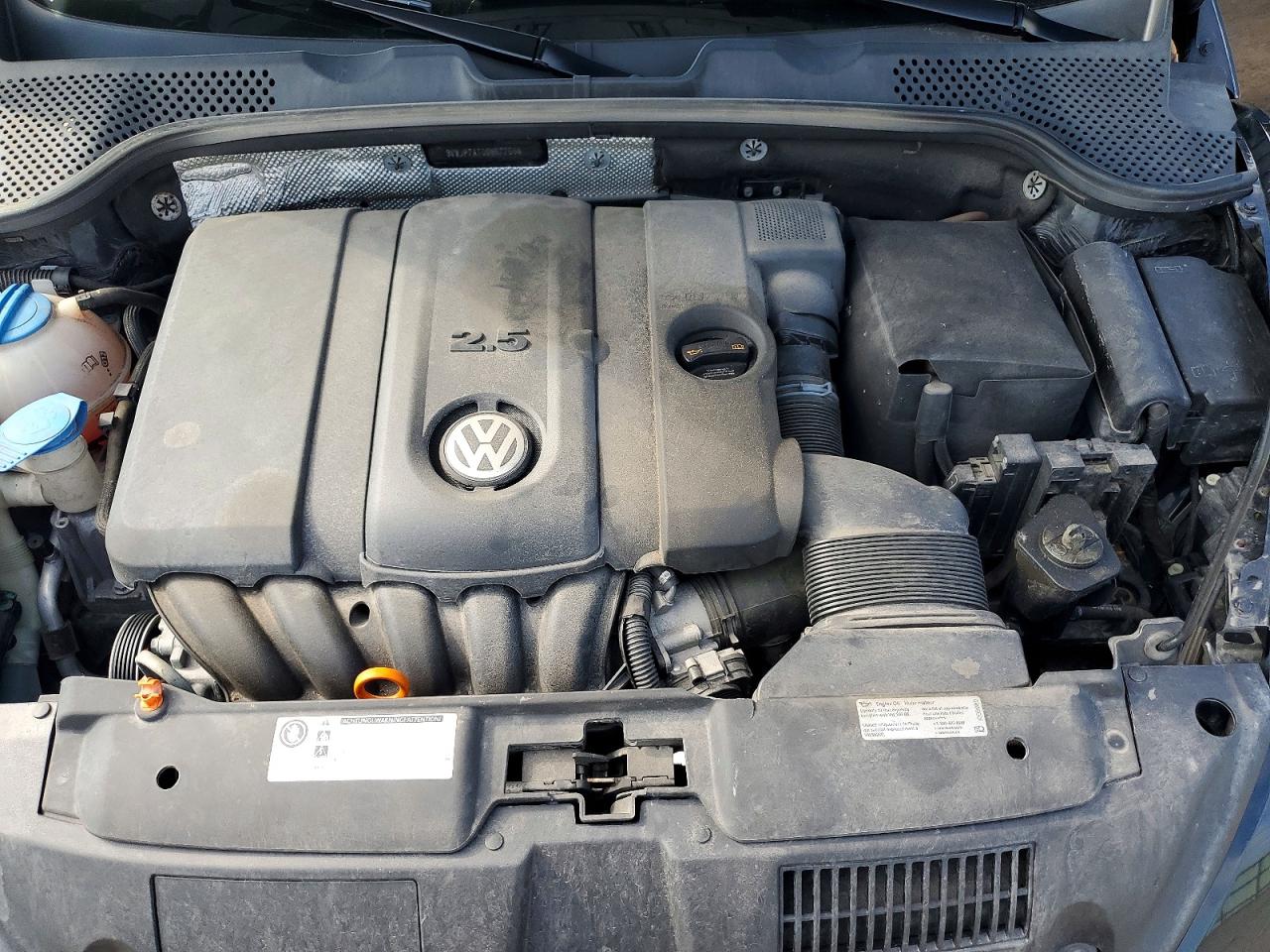 2013 Volkswagen Beetle Black vin: 3VWJP7AT0DM677504