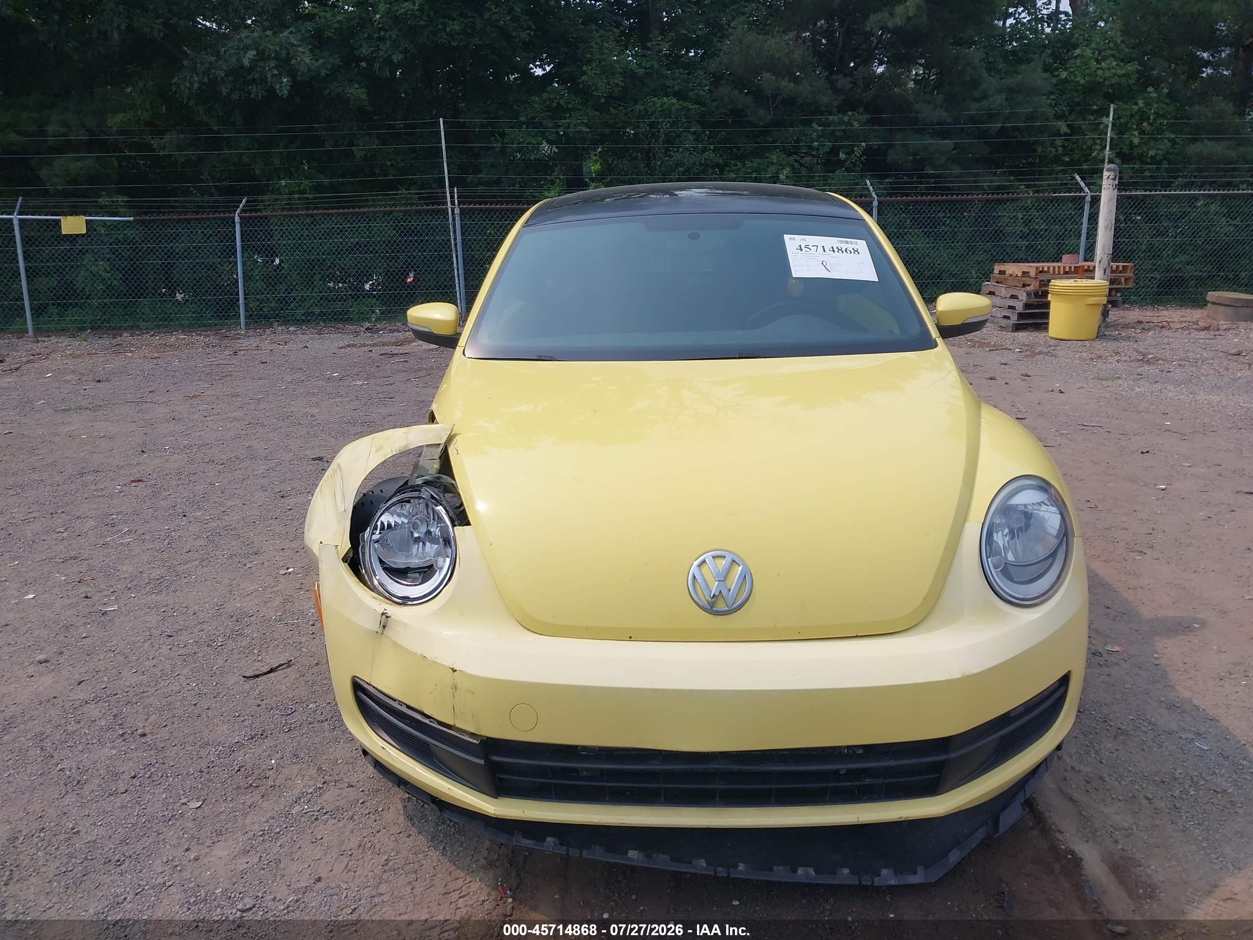 2014 Volkswagen Beetle 2.5l Yellow vin: 3VWJP7AT0EM610953
