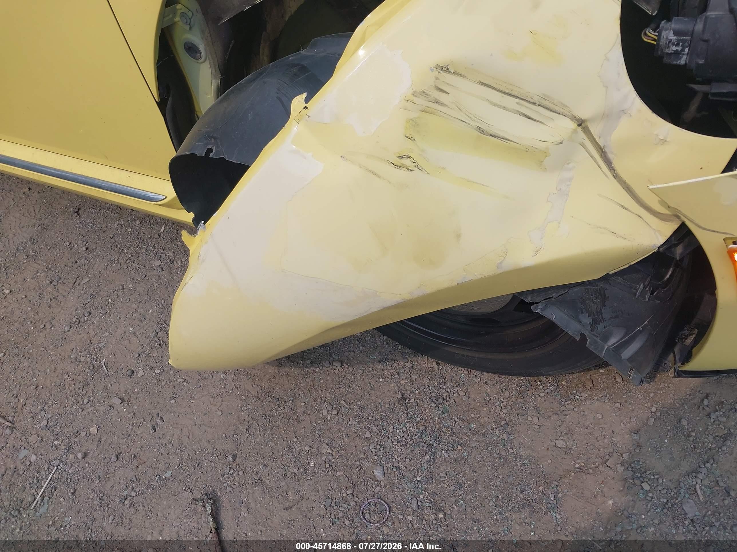 2014 Volkswagen Beetle 2.5l Yellow vin: 3VWJP7AT0EM610953