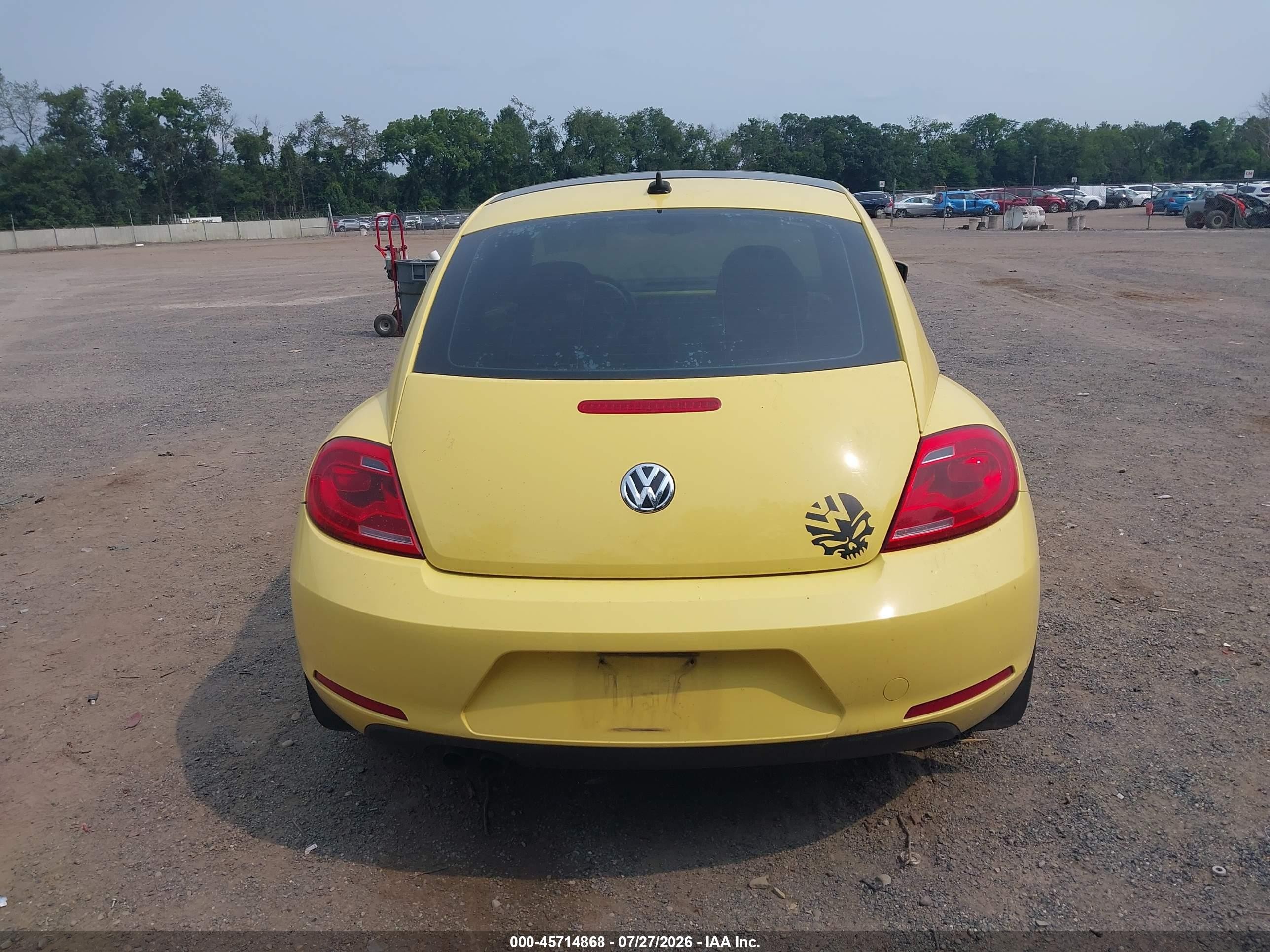 2014 Volkswagen Beetle 2.5l Yellow vin: 3VWJP7AT0EM610953
