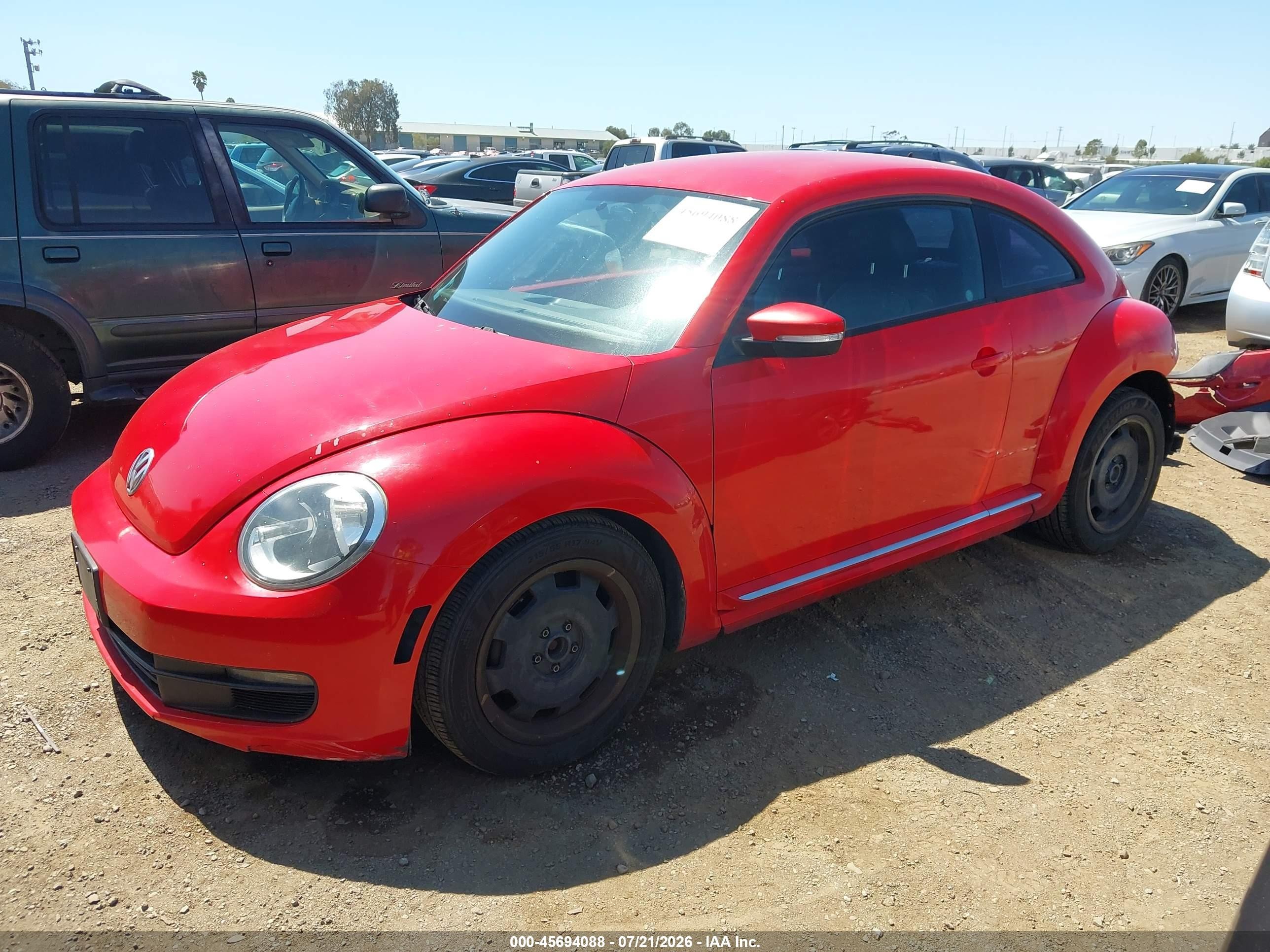 2012 Volkswagen Beetle 2.5l Красный vin: 3VWJP7AT1CM602132