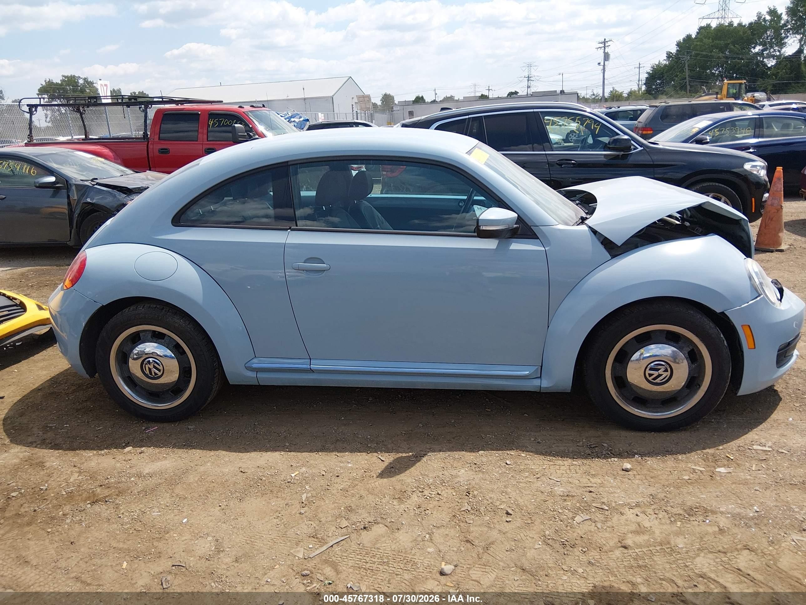 2012 Volkswagen Beetle 2.5l Light Blue vin: 3VWJP7AT1CM617214