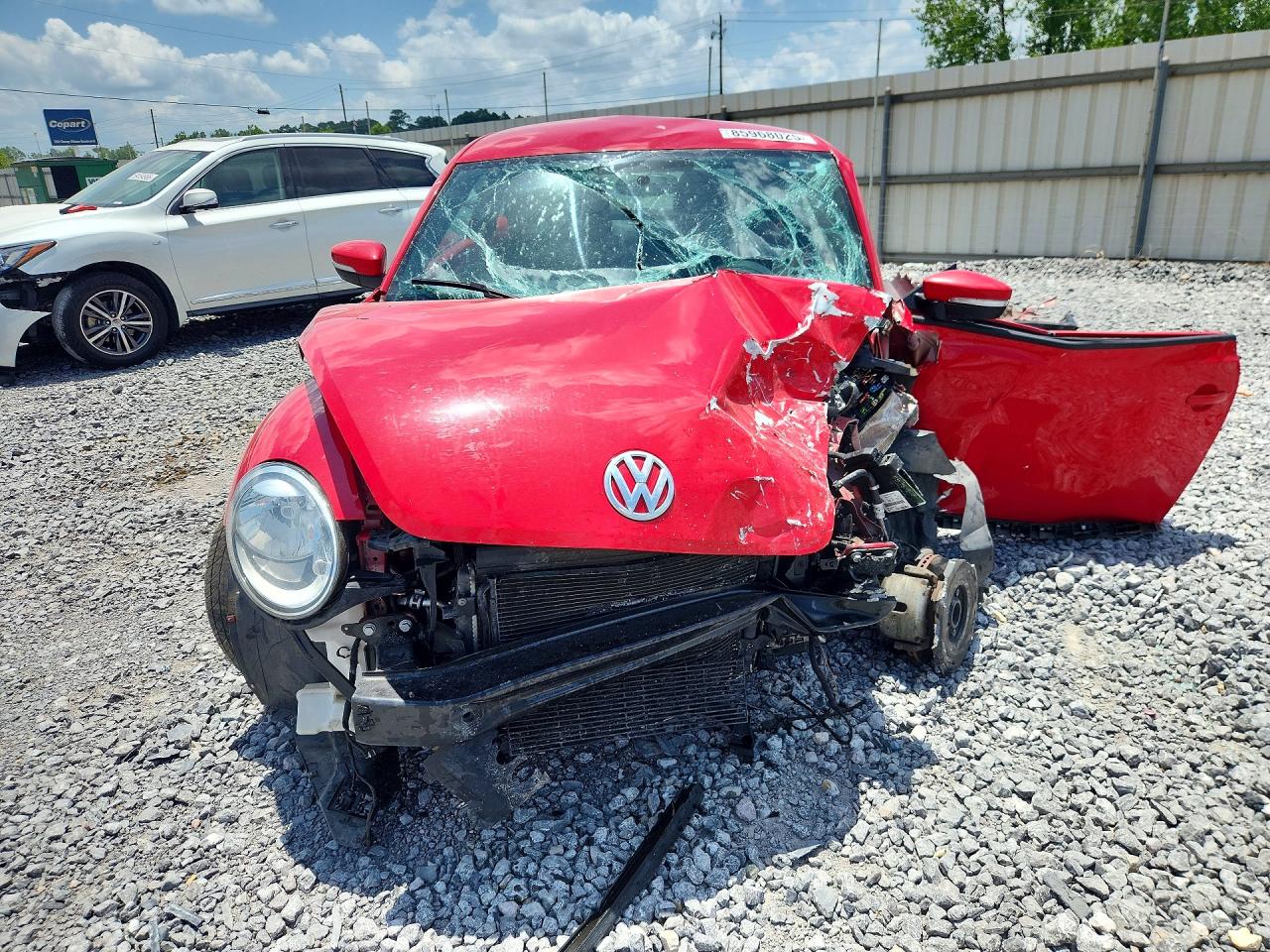 2012 Volkswagen Beetle Red vin: 3VWJP7AT1CM649550