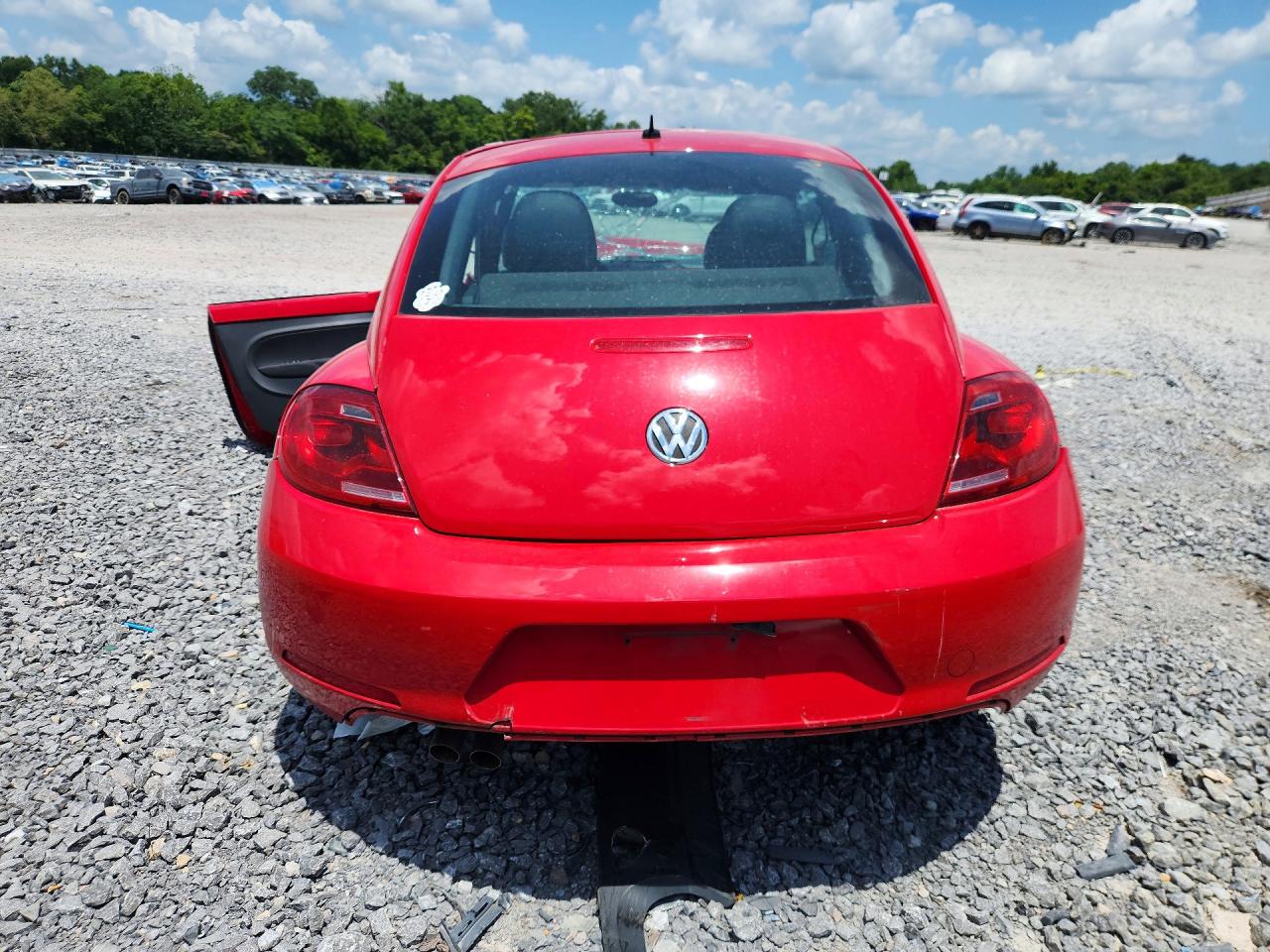 2012 Volkswagen Beetle Red vin: 3VWJP7AT1CM649550