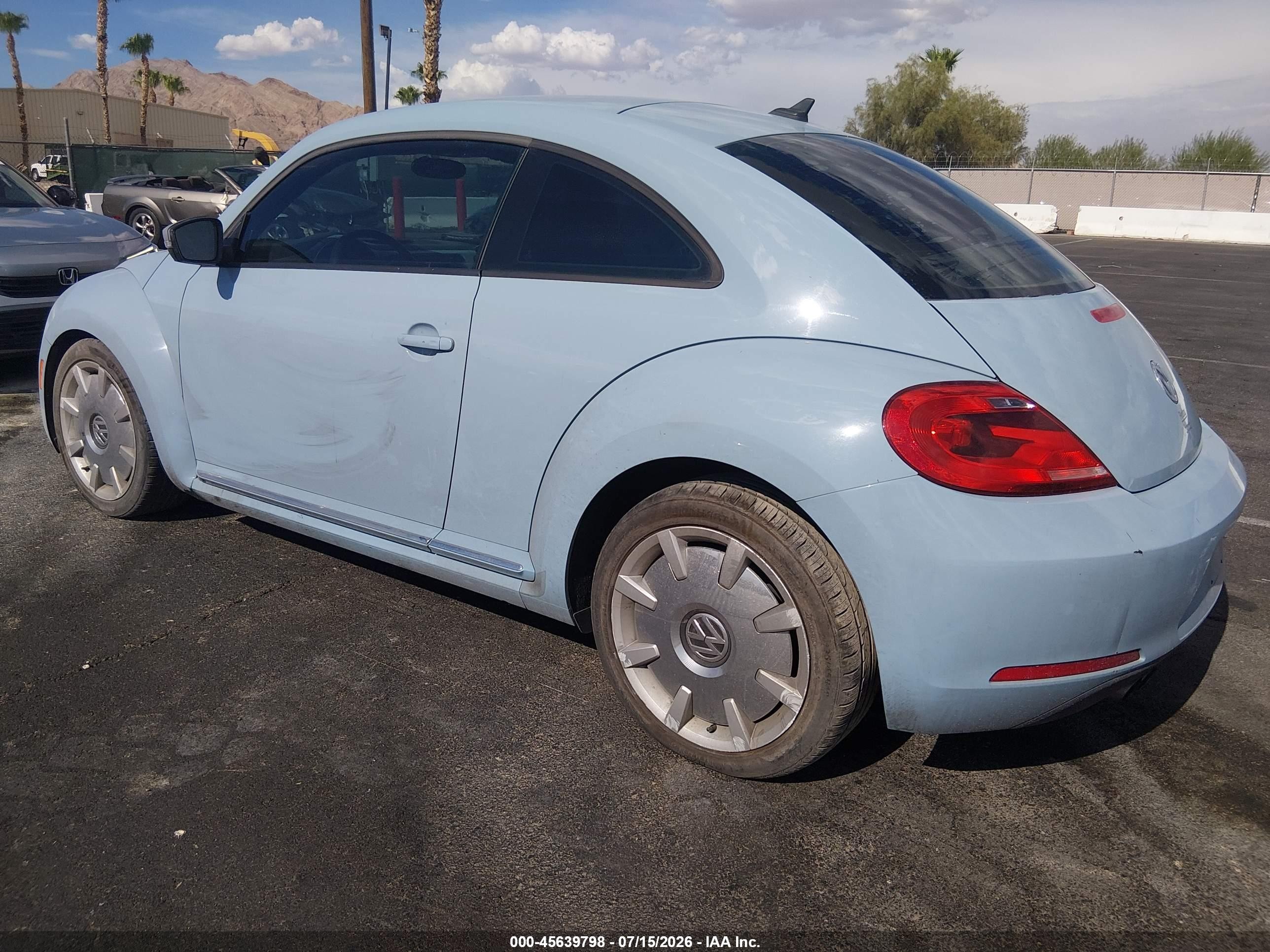 2012 Volkswagen Beetle 2.5l Light Blue vin: 3VWJP7AT1CM654232