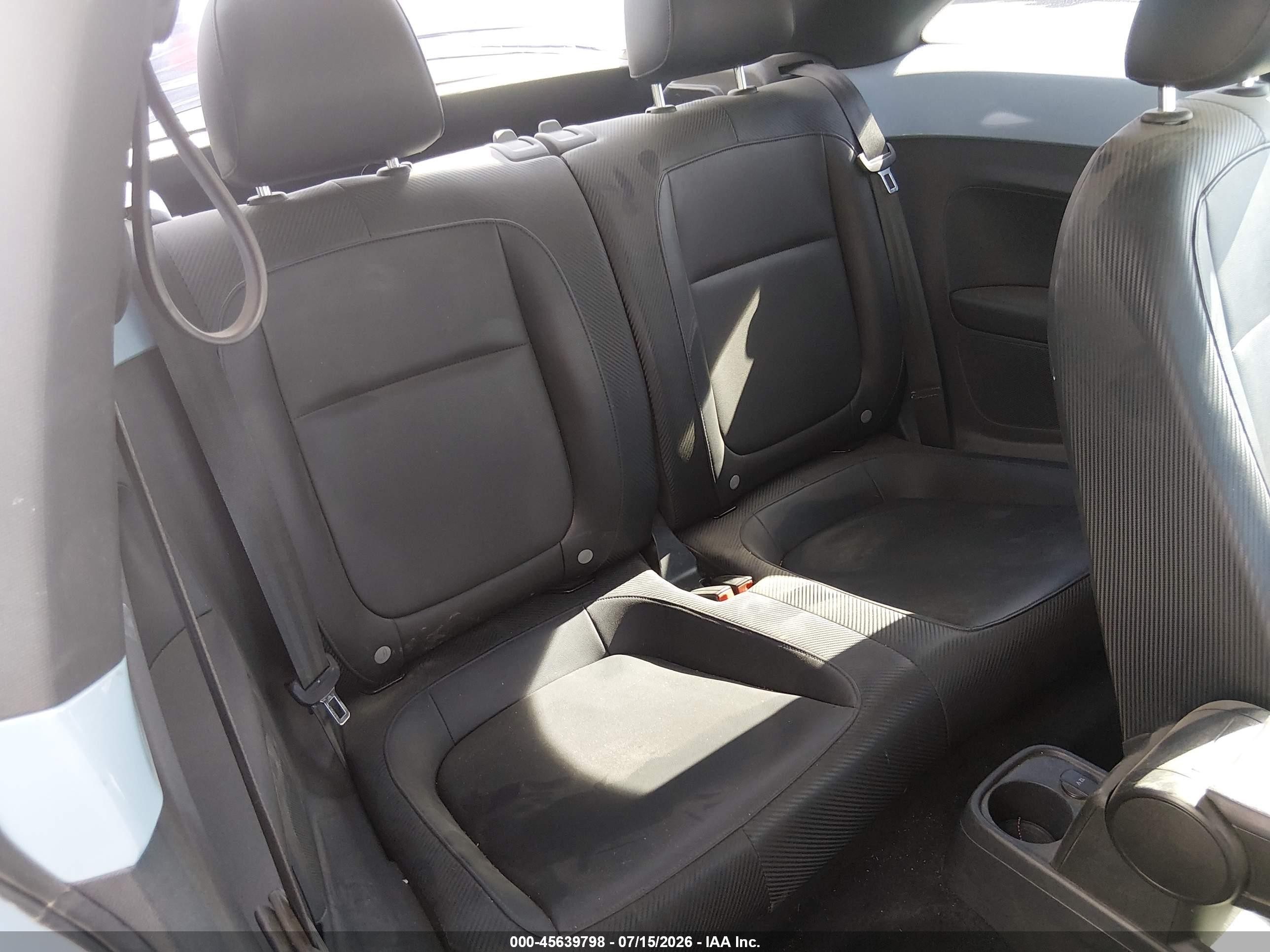 2012 Volkswagen Beetle 2.5l Light Blue vin: 3VWJP7AT1CM654232