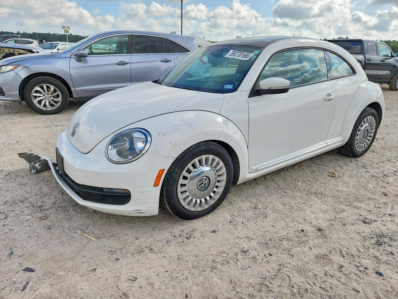 2013 Volkswagen Beetle White vin: 3VWJP7AT1DM685692