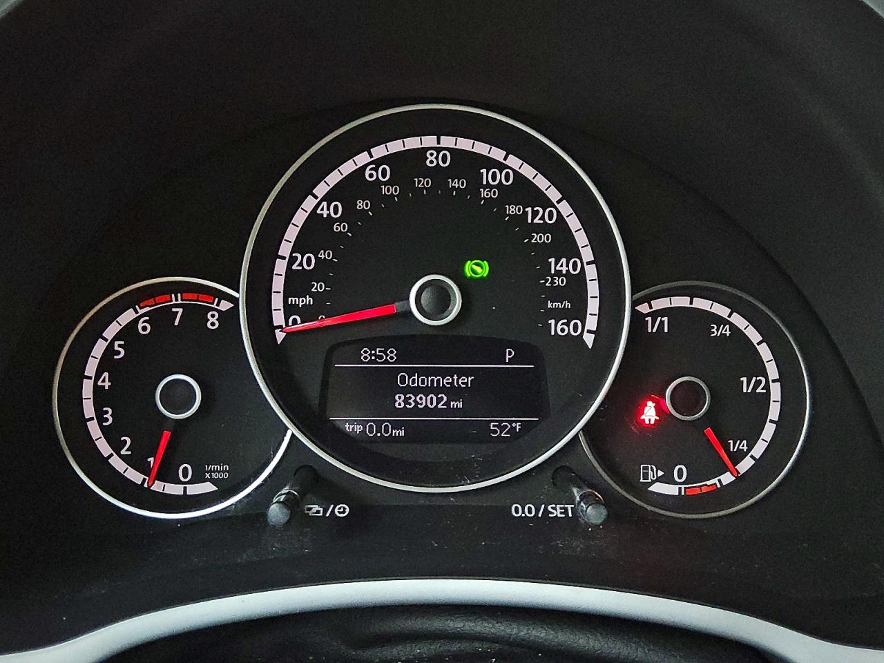 2014 Volkswagen Beetle White vin: 3VWJP7AT1EM623307