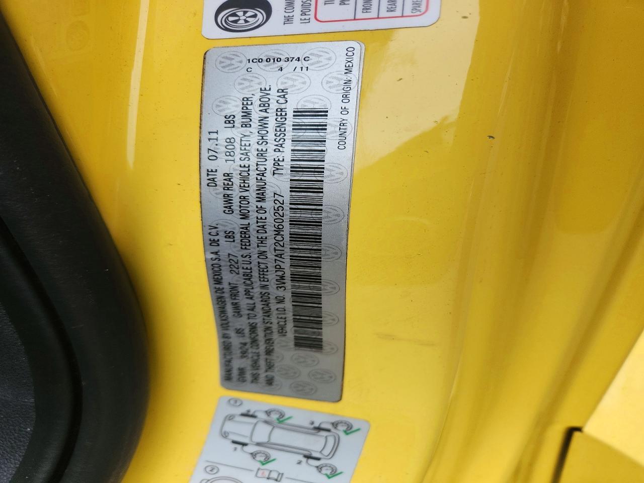 2012 Volkswagen Beetle Желтый vin: 3VWJP7AT2CM602527