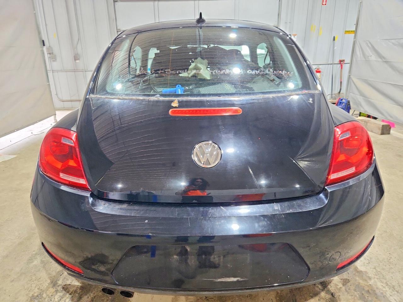 2012 Volkswagen Beetle Black vin: 3VWJP7AT2CM618114