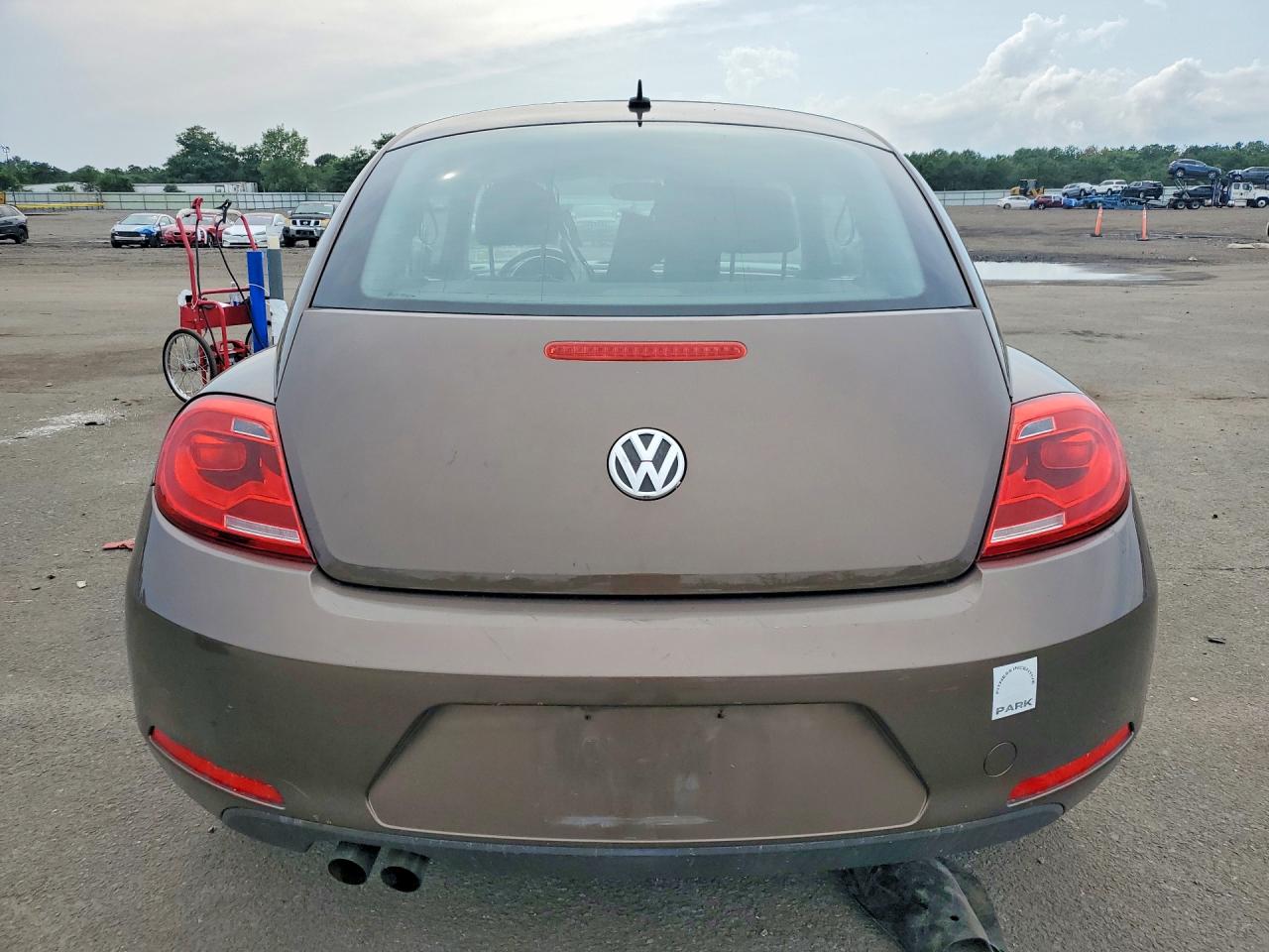2012 Volkswagen Beetle Brown vin: 3VWJP7AT2CM665529