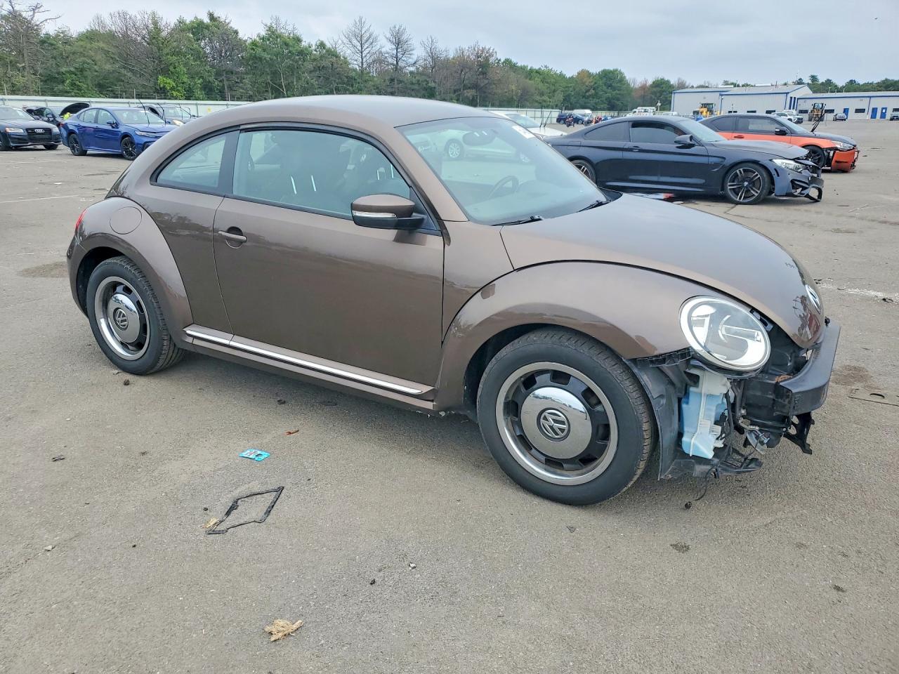 2012 Volkswagen Beetle Brown vin: 3VWJP7AT2CM665529