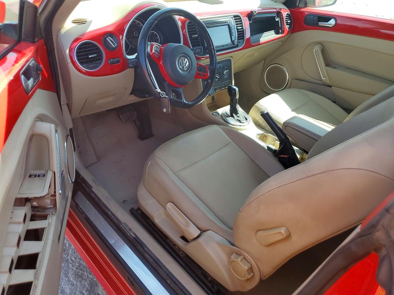 2013 Volkswagen Beetle Red vin: 3VWJP7AT2DM619636