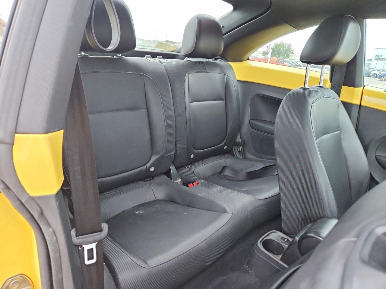 2013 Volkswagen Beetle Желтый vin: 3VWJP7AT2DM667816