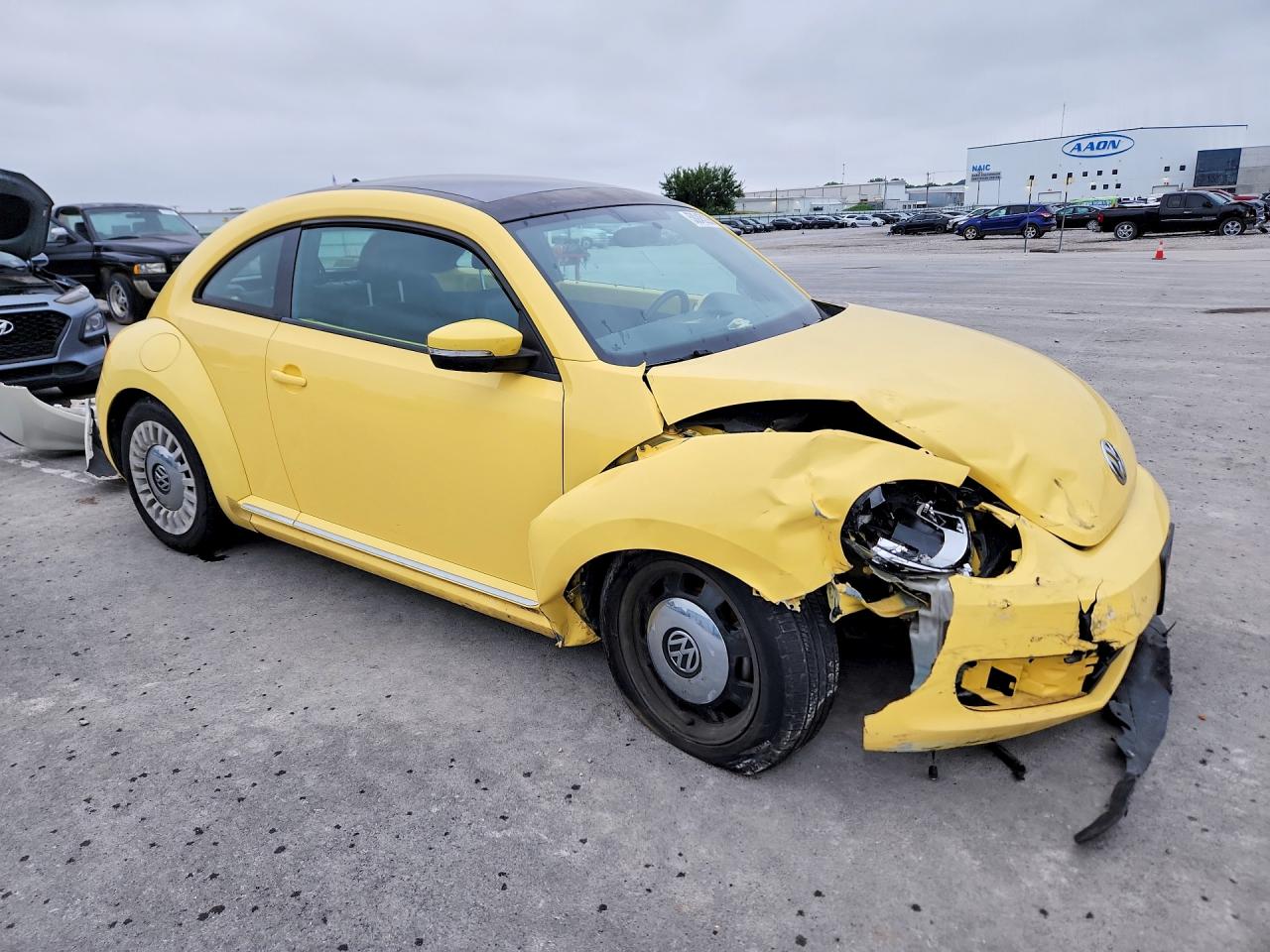2013 Volkswagen Beetle Желтый vin: 3VWJP7AT2DM667816