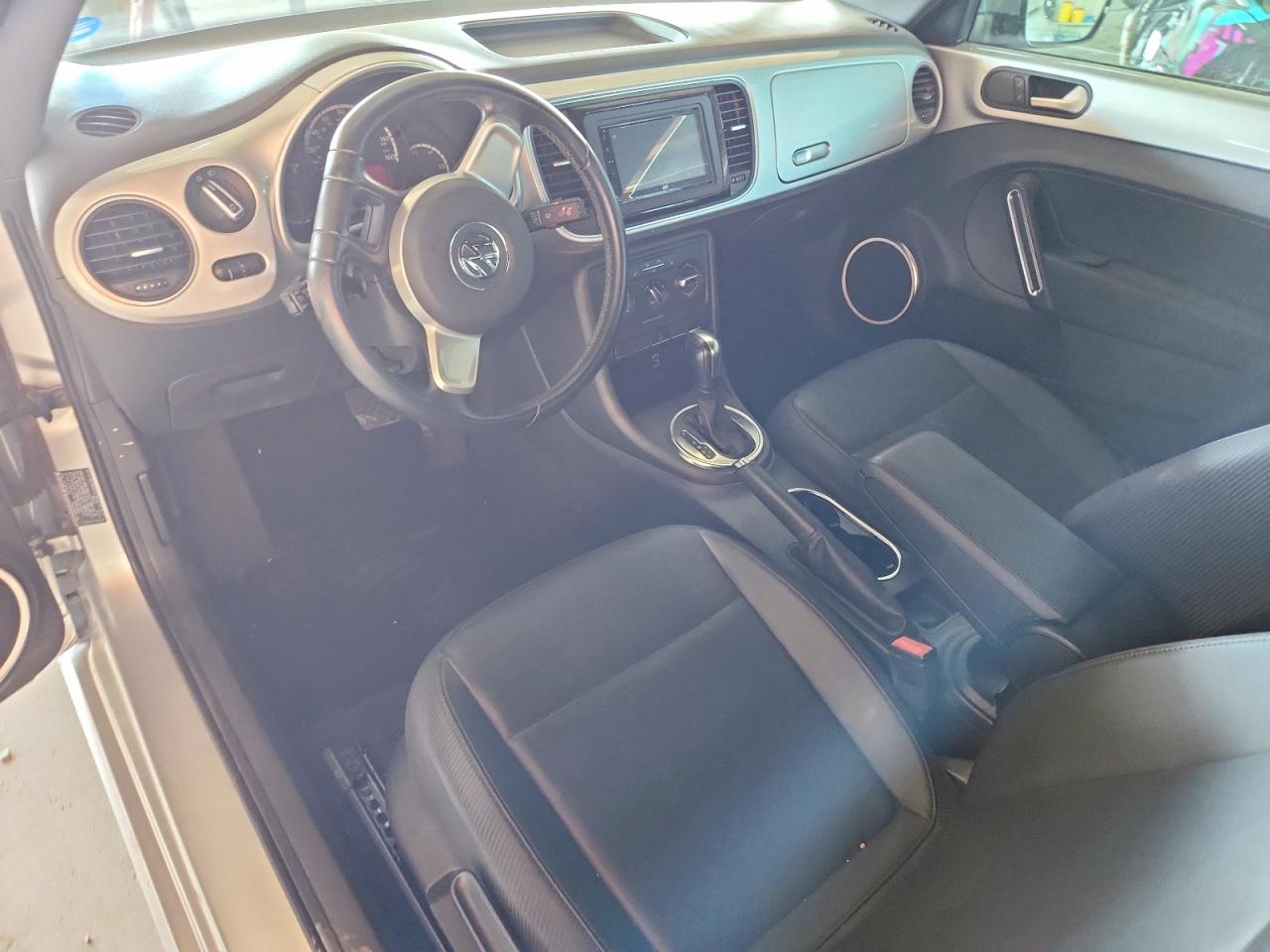 2013 Volkswagen Beetle Silver vin: 3VWJP7AT2DM668562