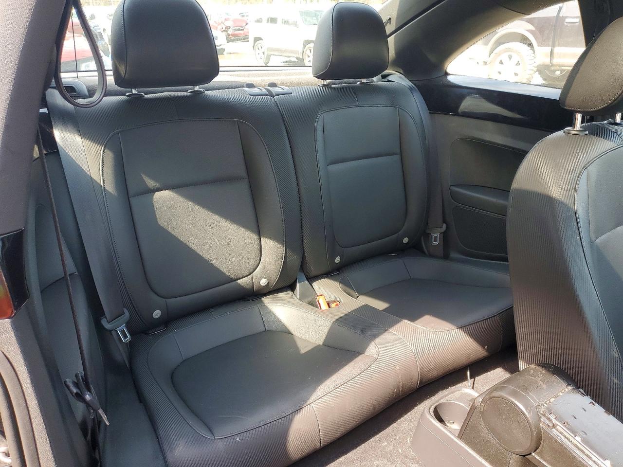 2013 Volkswagen Beetle Черный vin: 3VWJP7AT2DM671638