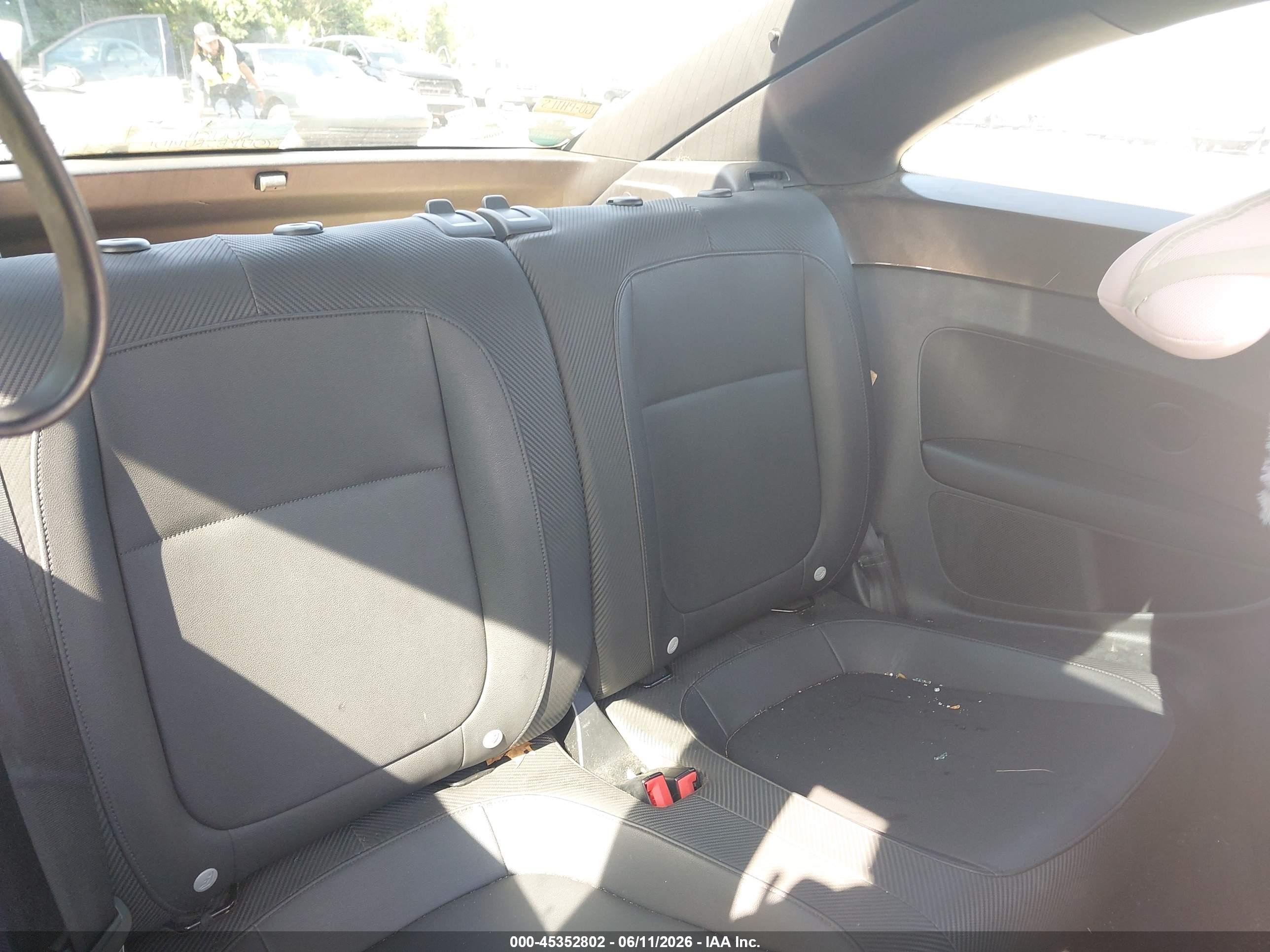 2013 Volkswagen Beetle 2.5l Brown vin: 3VWJP7AT3DM675830