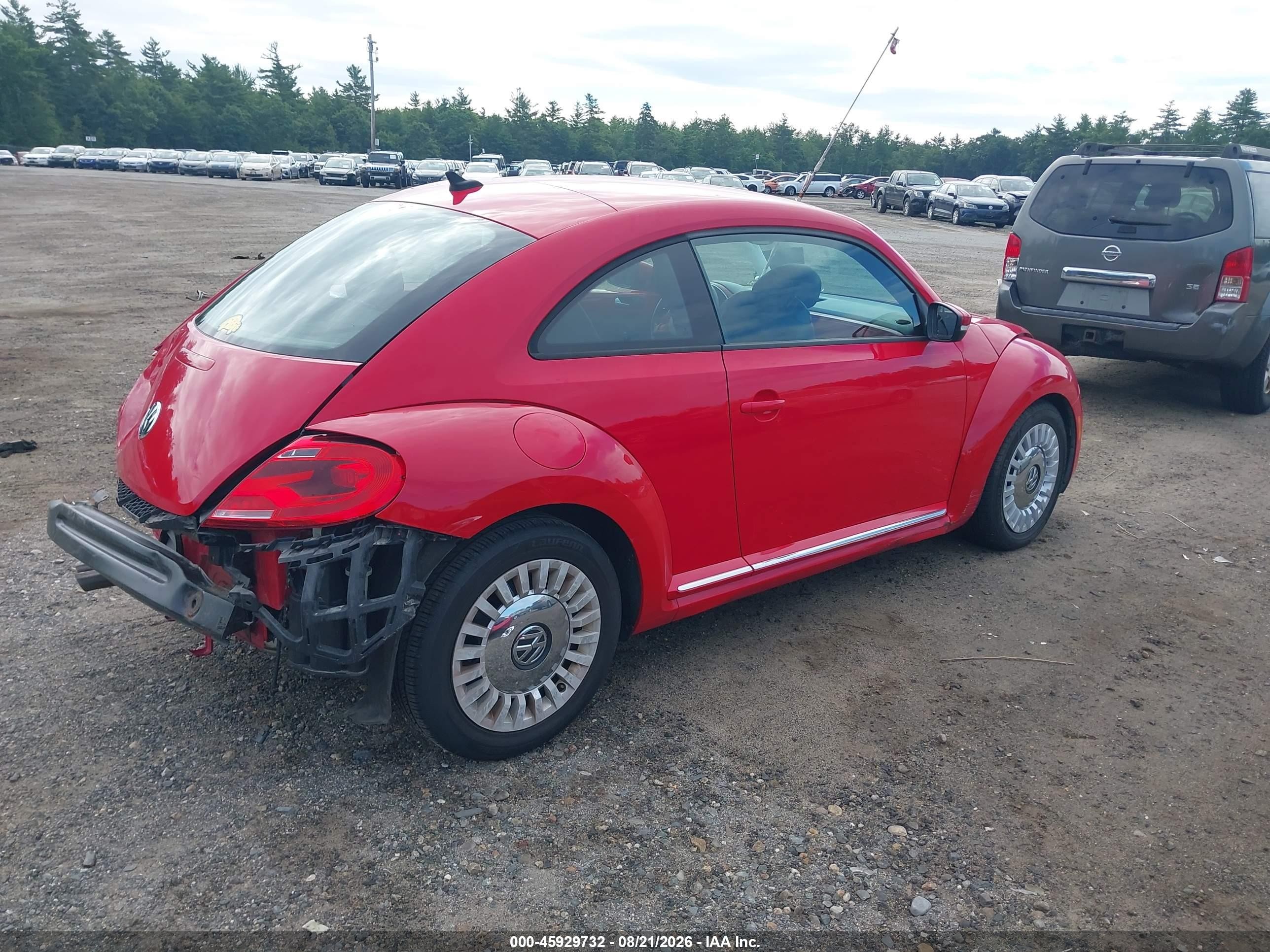 2013 Volkswagen Beetle 2.5l Red vin: 3VWJP7AT3DM680316