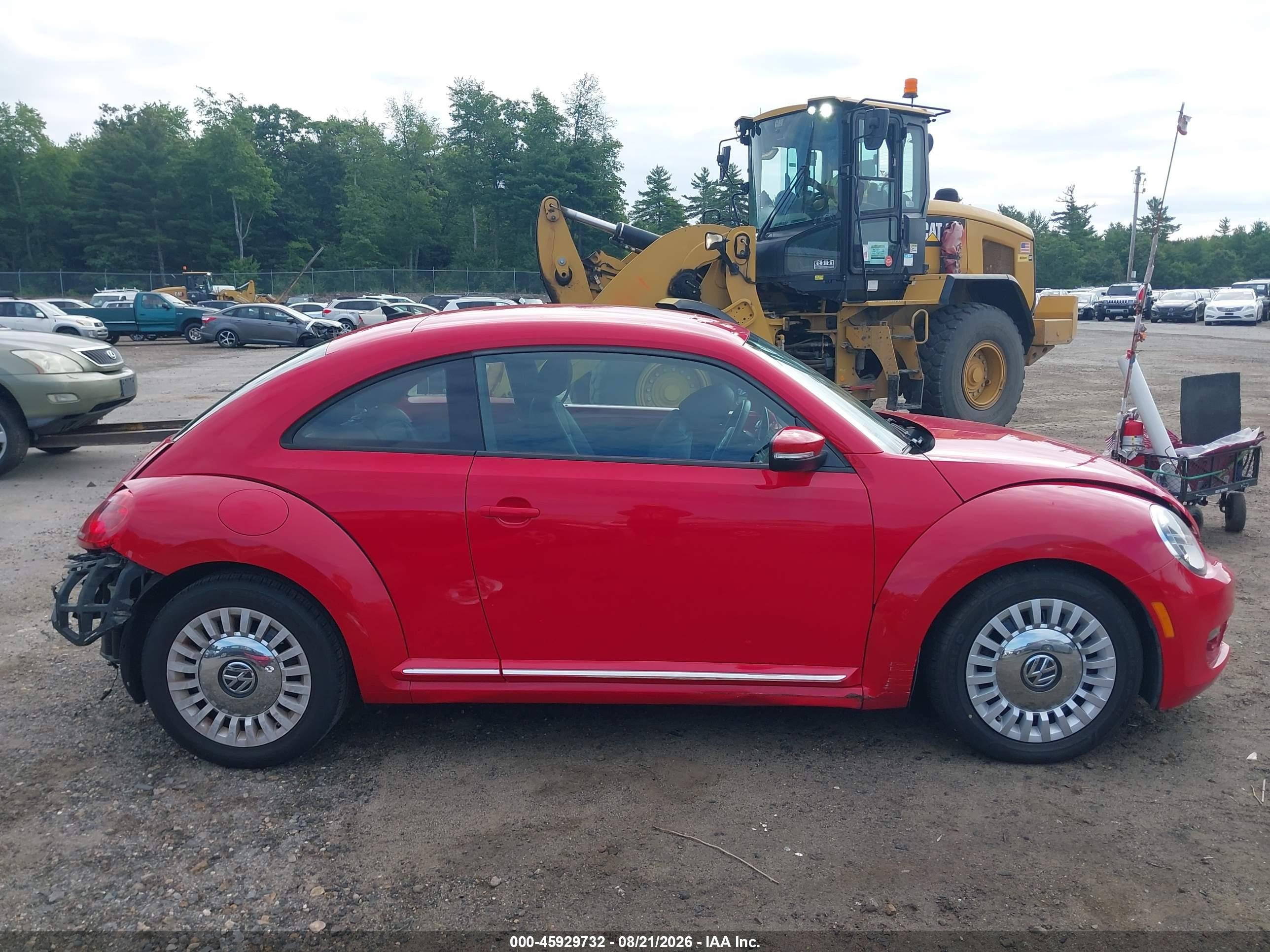 2013 Volkswagen Beetle 2.5l Red vin: 3VWJP7AT3DM680316