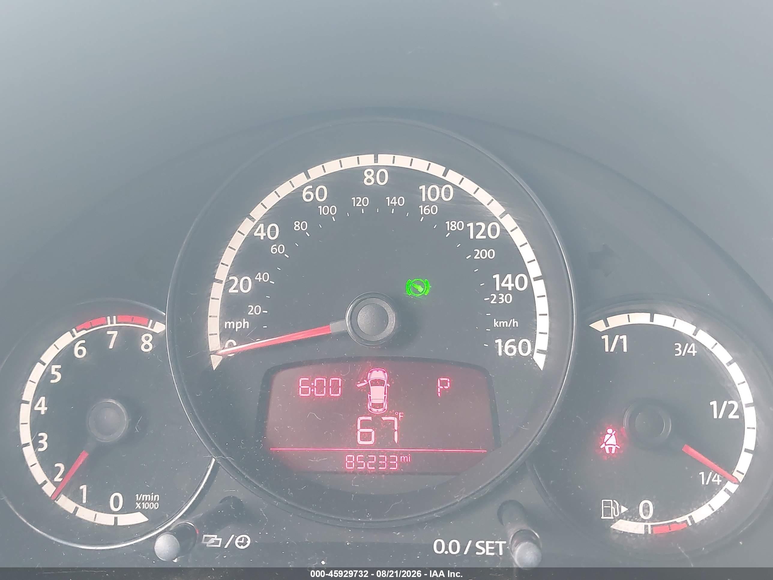2013 Volkswagen Beetle 2.5l Red vin: 3VWJP7AT3DM680316