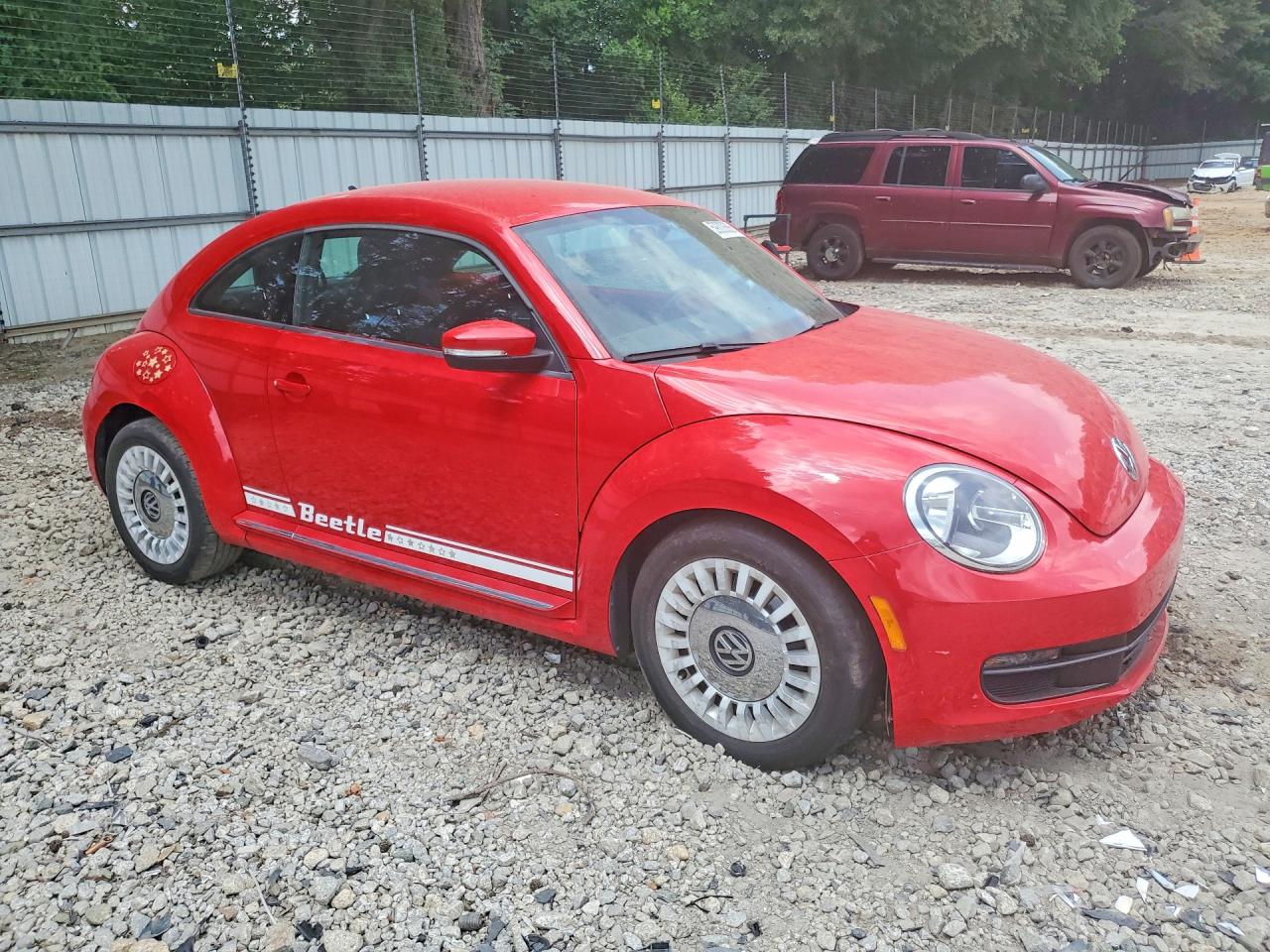2014 Volkswagen Beetle Red vin: 3VWJP7AT3EM609196