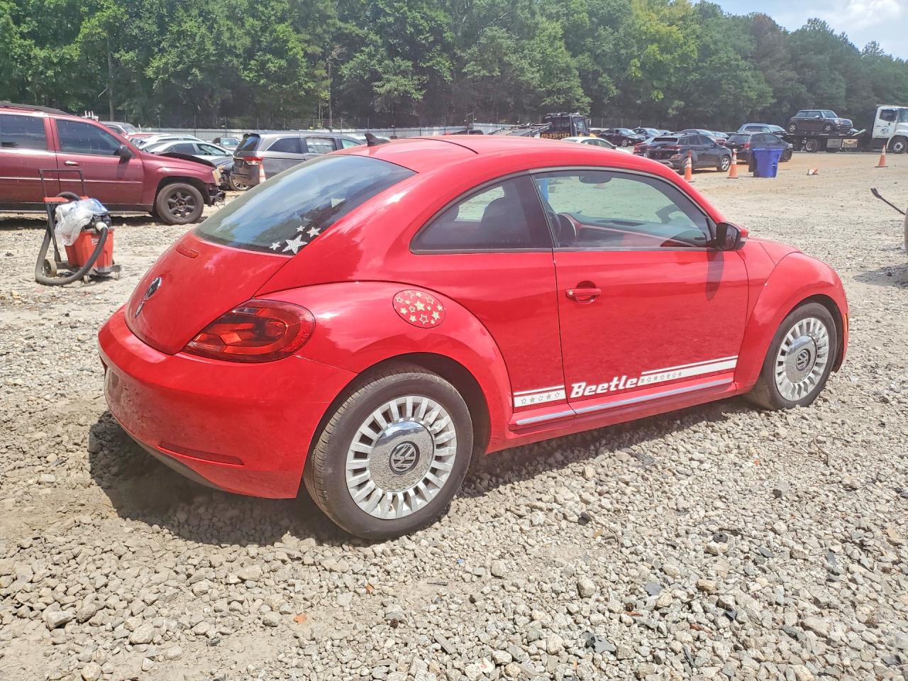 2014 Volkswagen Beetle Red vin: 3VWJP7AT3EM609196
