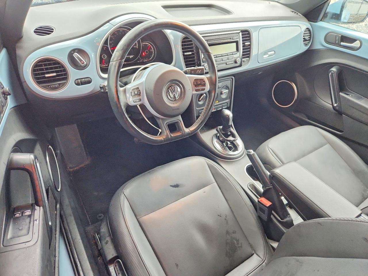 2014 Volkswagen Beetle Blue vin: 3VWJP7AT3EM629853