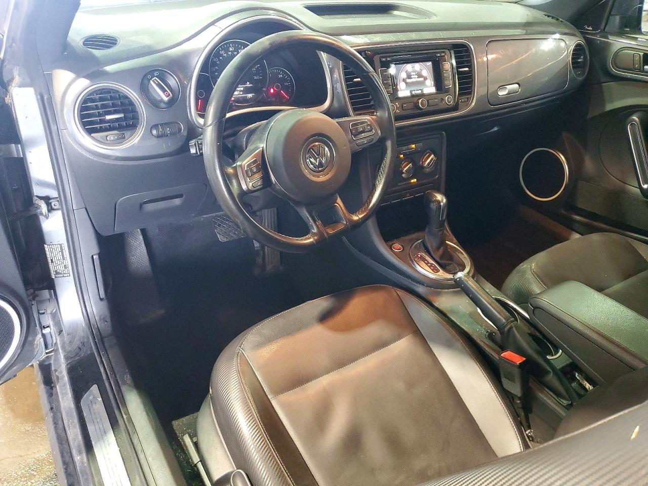 2012 Volkswagen Beetle Silver vin: 3VWJP7AT4CM629146