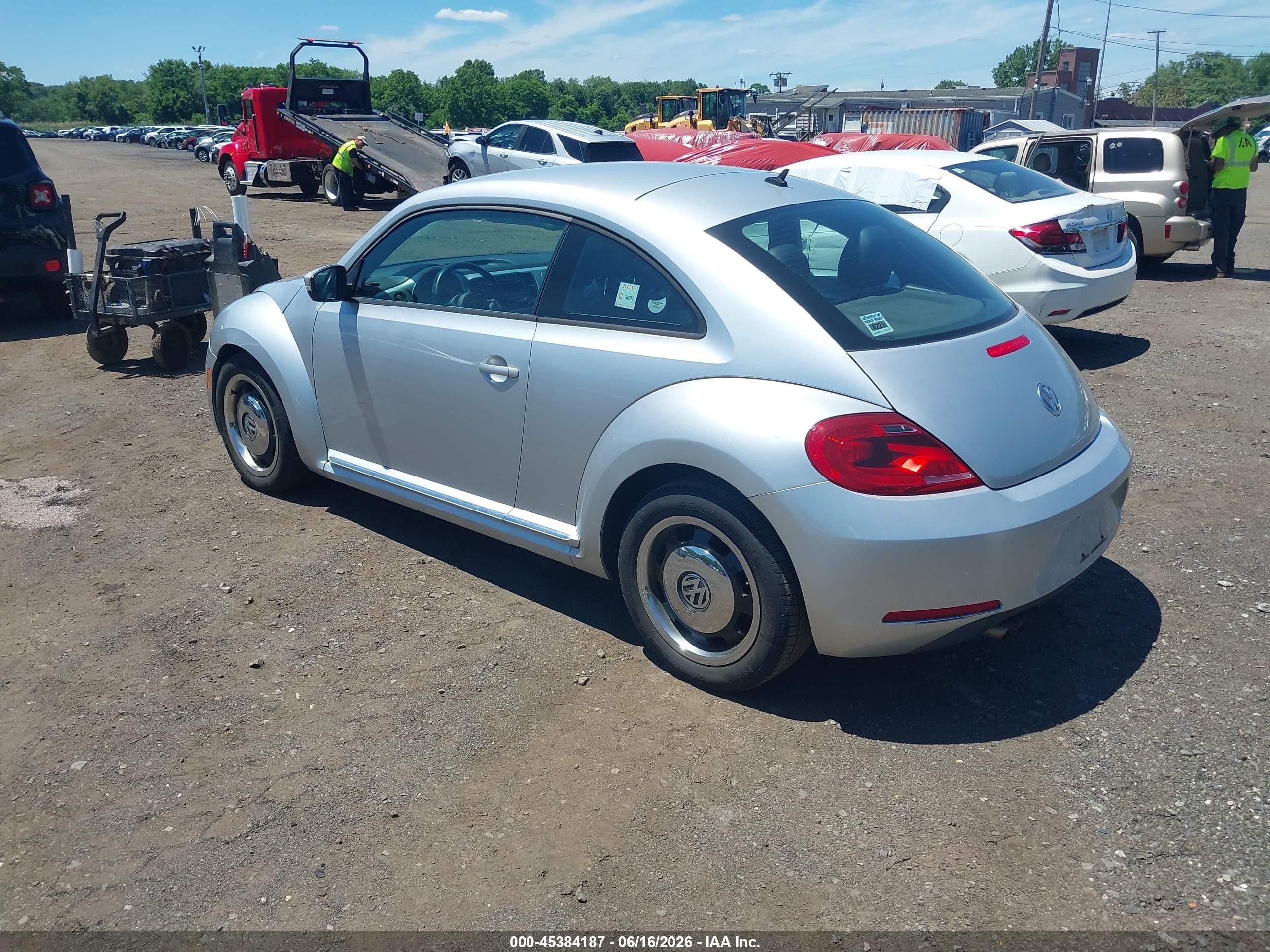 2012 Volkswagen Beetle 2.5l Silver vin: 3VWJP7AT4CM639787
