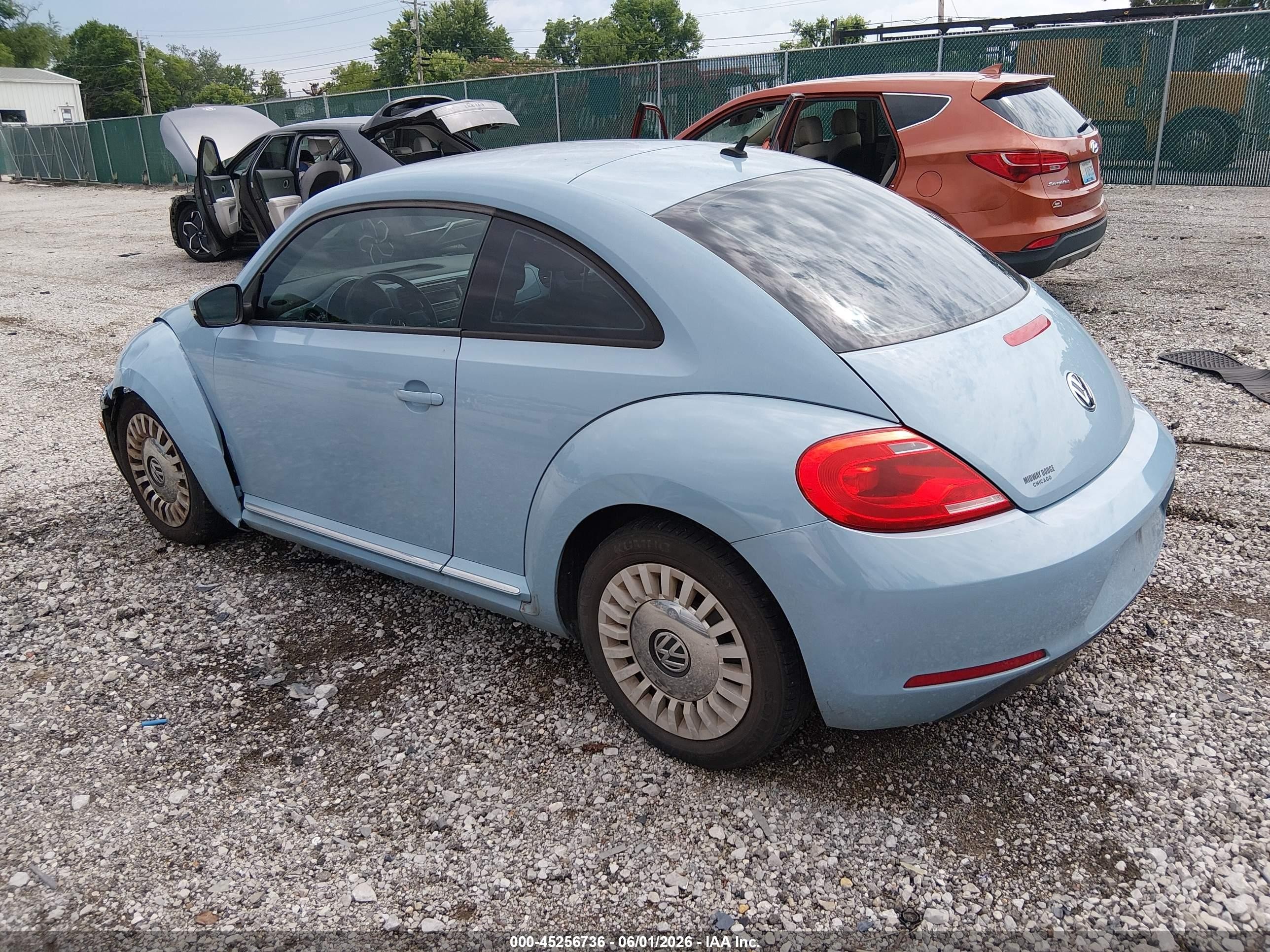 2013 Volkswagen Beetle 2.5l Синий vin: 3VWJP7AT4DM657949
